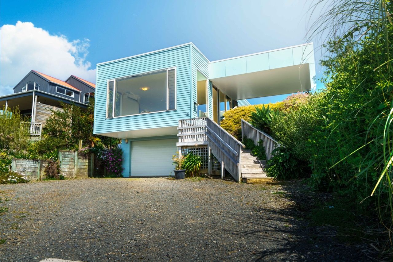 15 Opotoru Road, Raglan, Waikato District