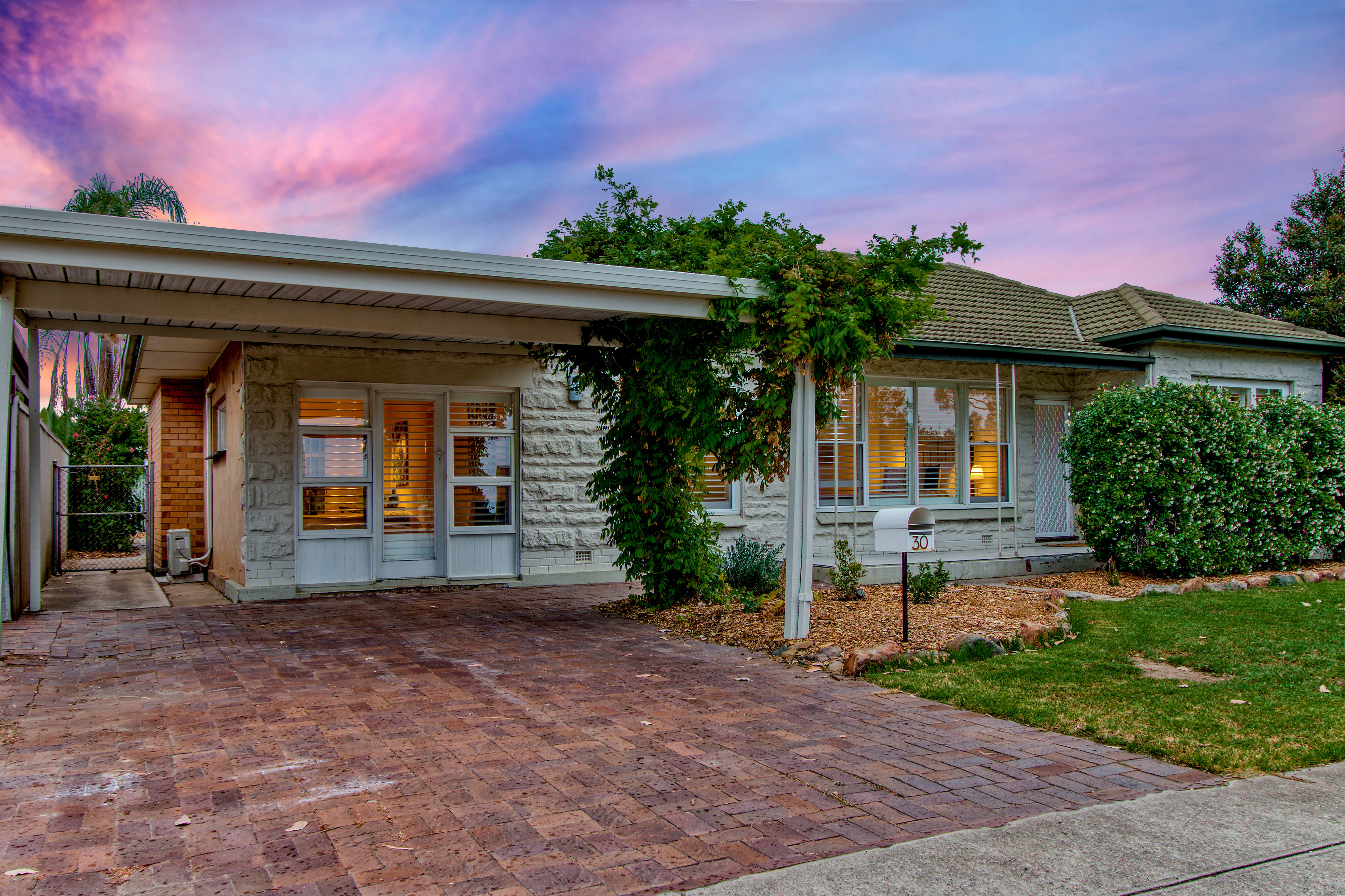 30 Mitton Avenue, Henley Beach, SA 5022