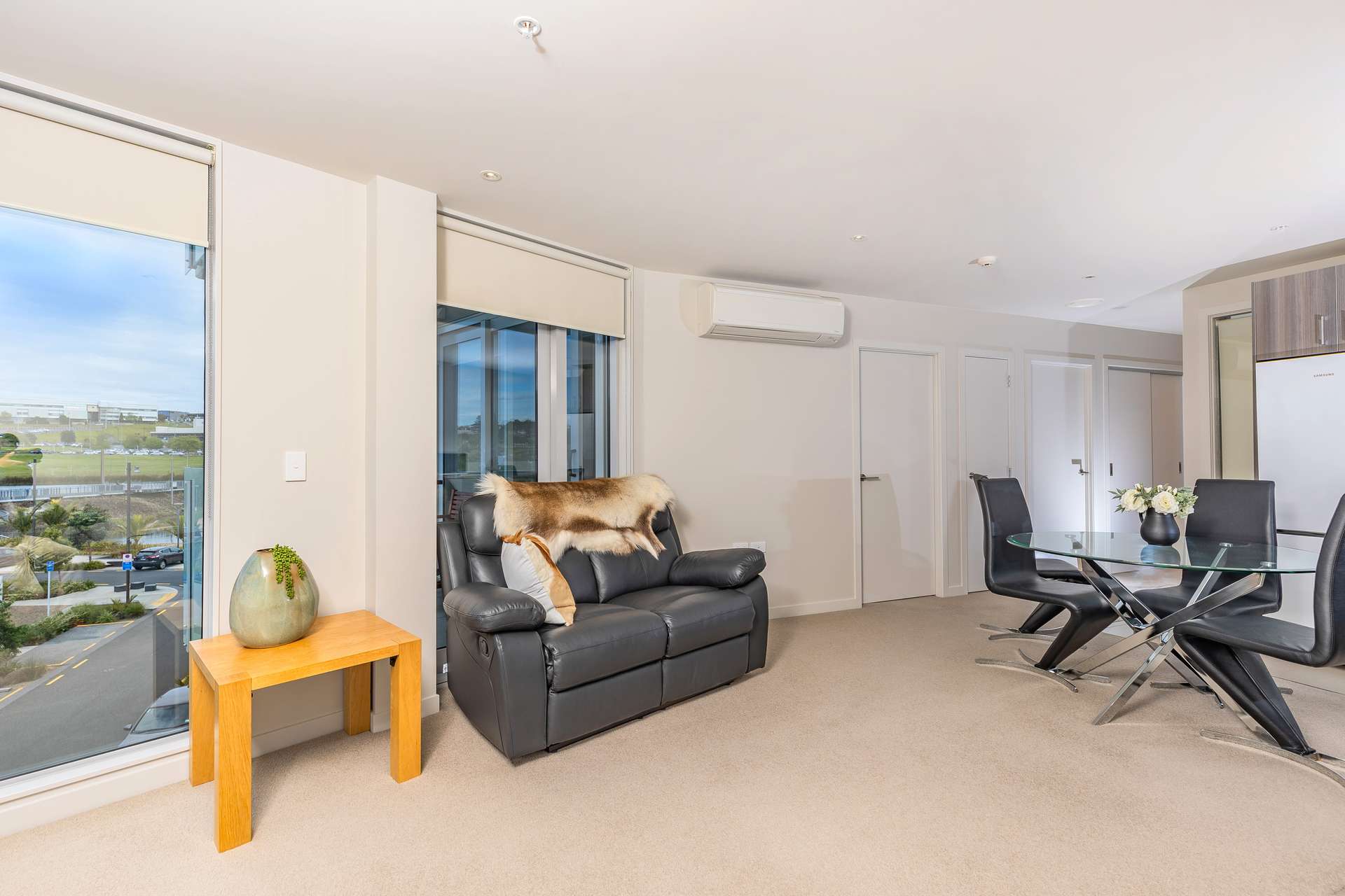 204/3 Rose Garden Lane photo 0