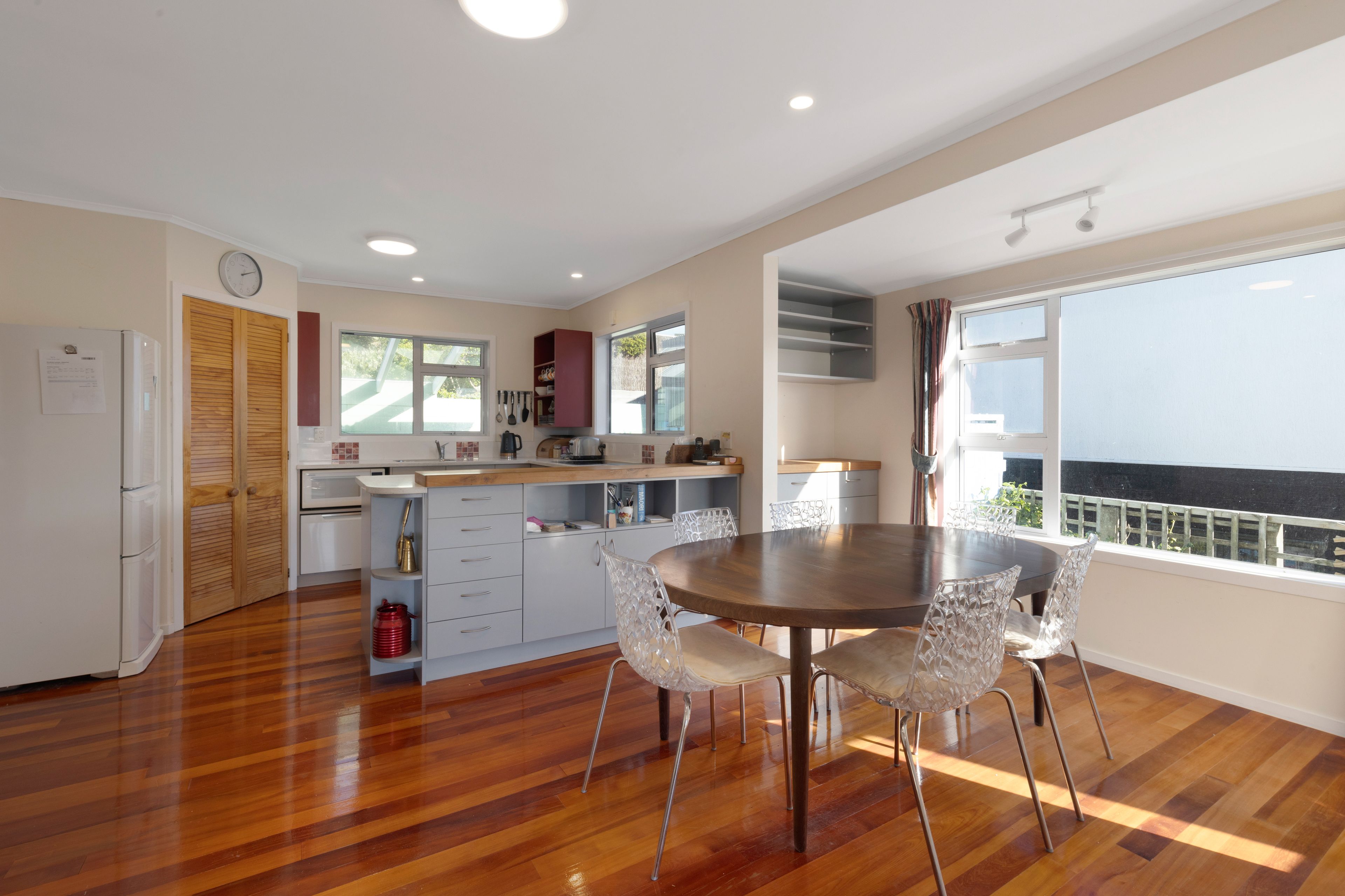 16 Bristol Street, Island Bay, Wellington City