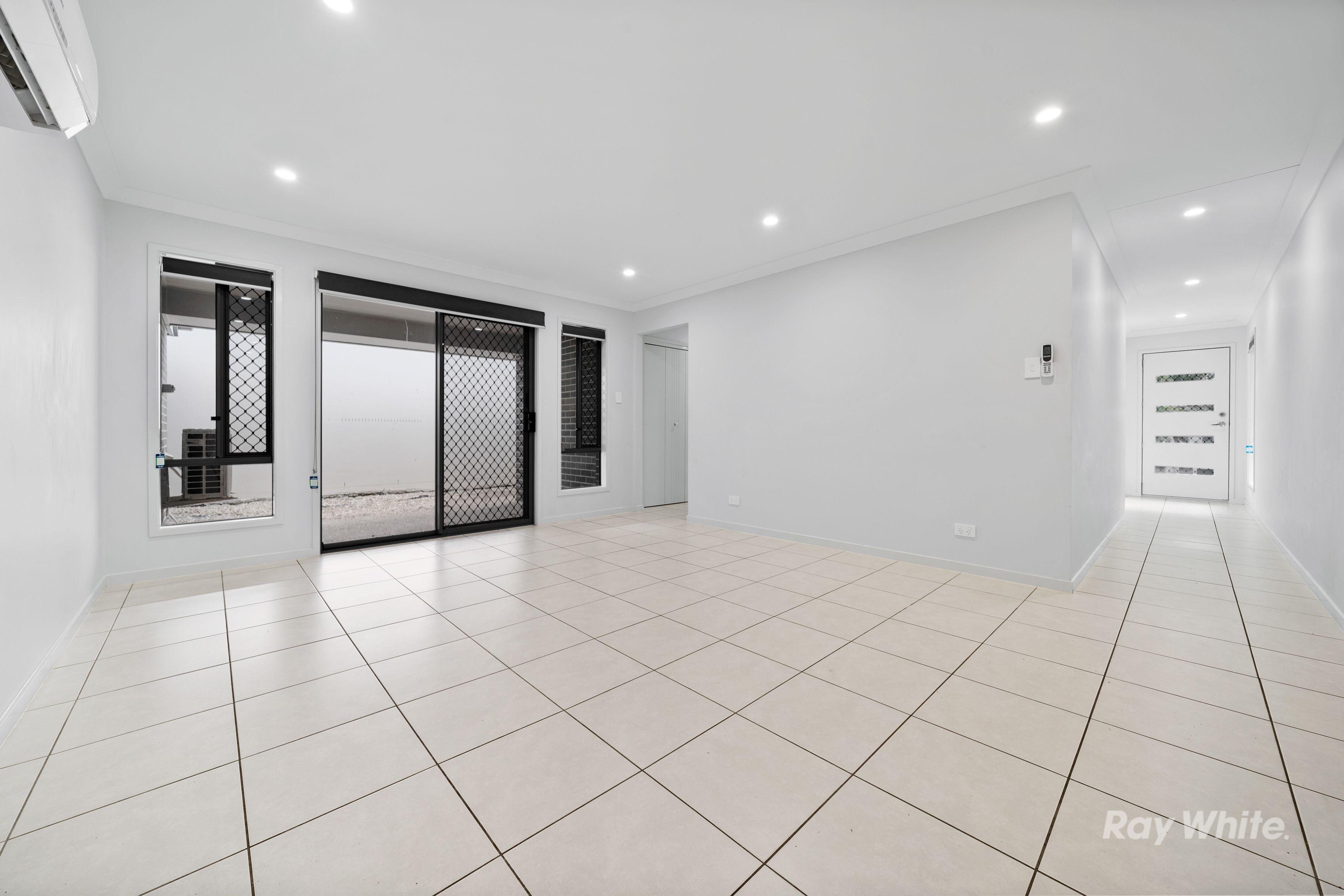 1/29 Lowthers Street, Yarrabilba, QLD 4207