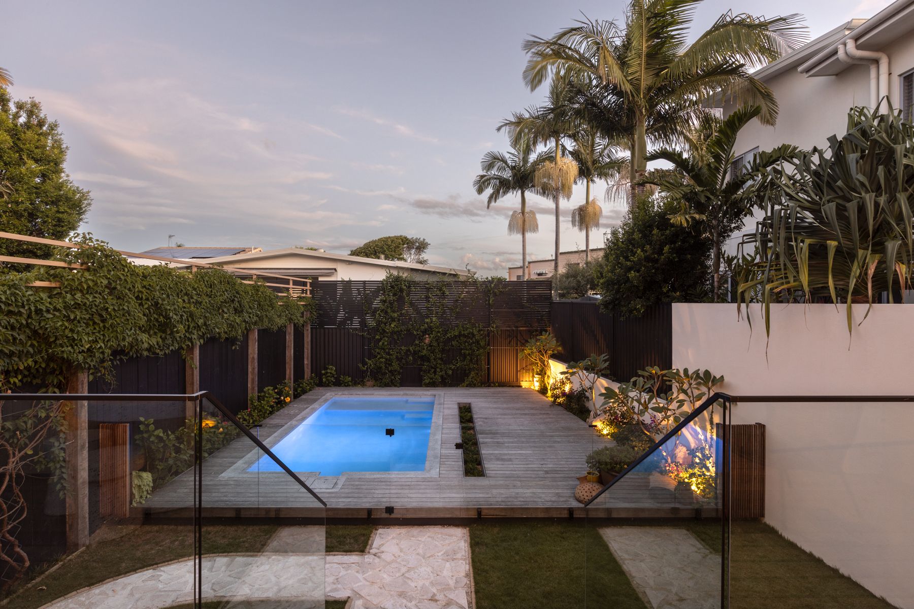 38 Glenelg Avenue, Mermaid Beach, QLD 4218