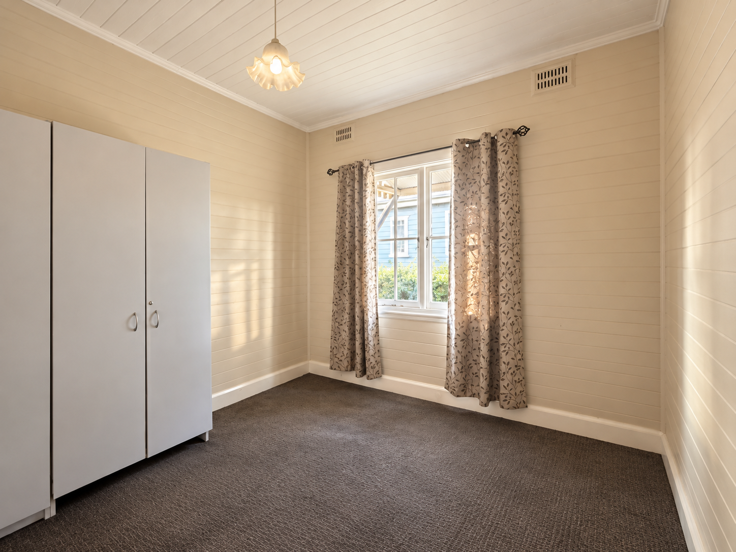 2/207 Dumaresq Street — photo 6 of 6