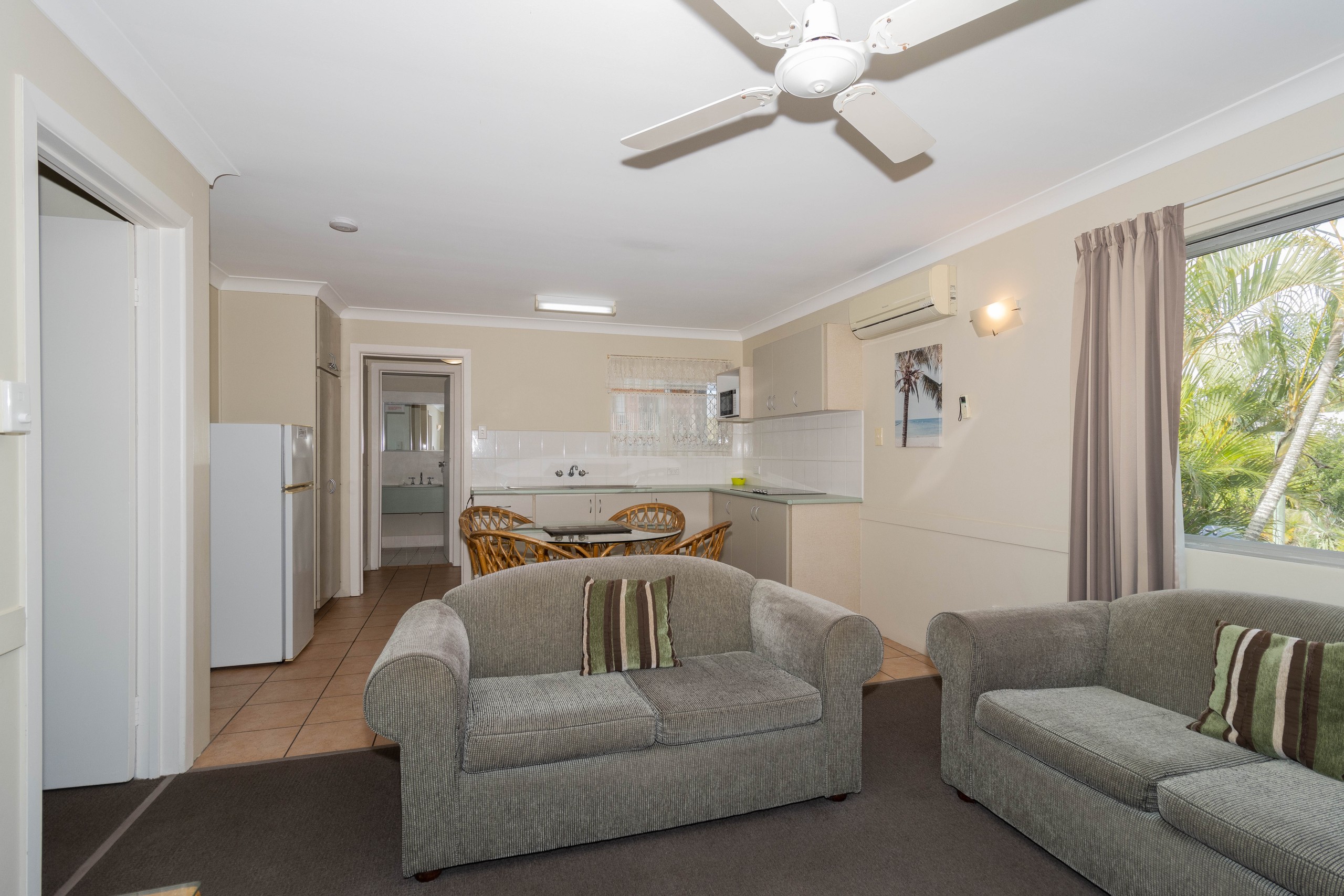 2/477 Esplanade, Torquay, QLD 4655