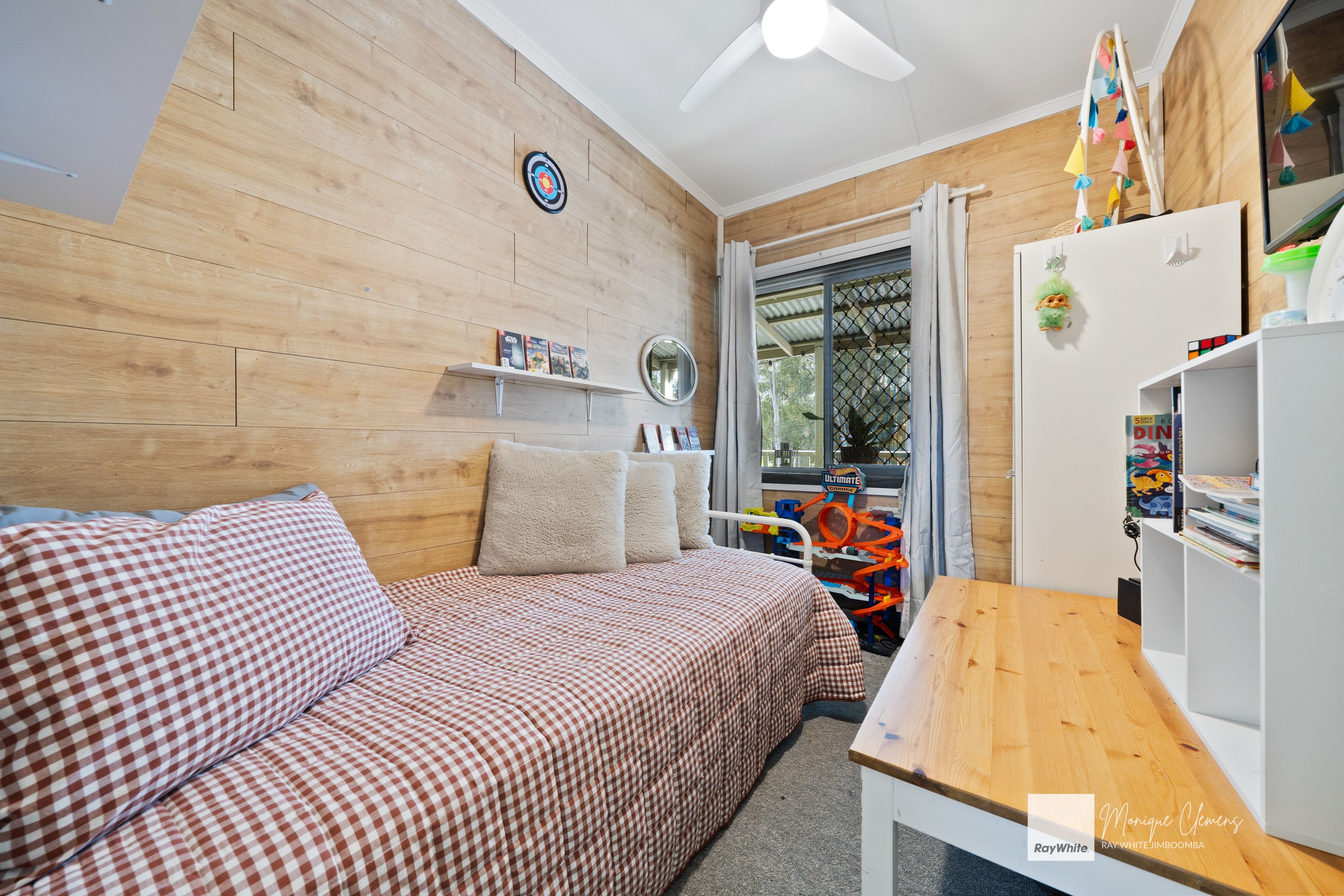 1721-1727 Waterford - Tamborine Road — photo 13 of 30