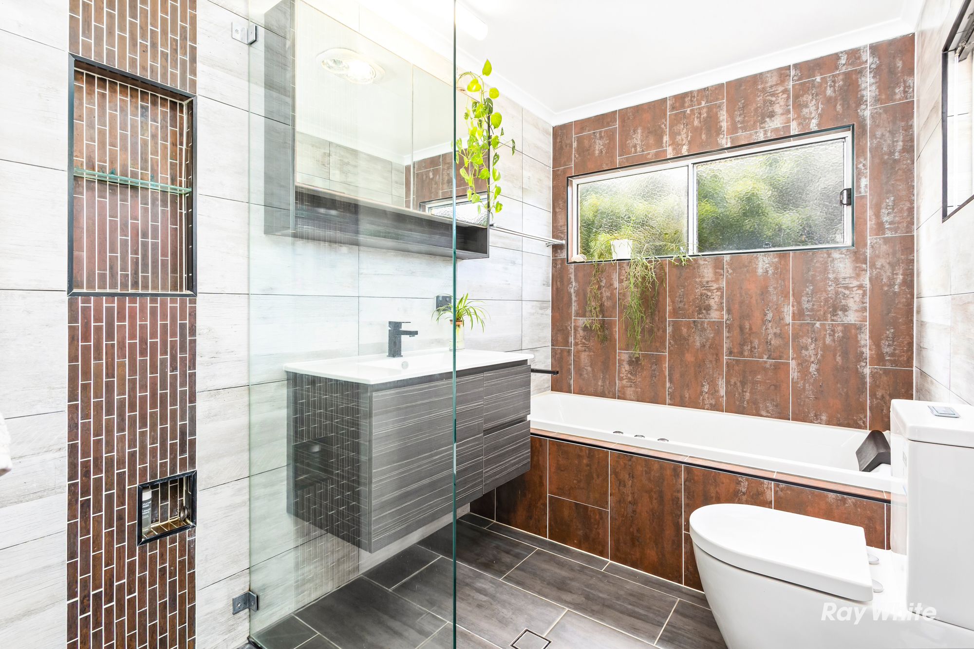 19 Cathne Street — photo 16 of 28