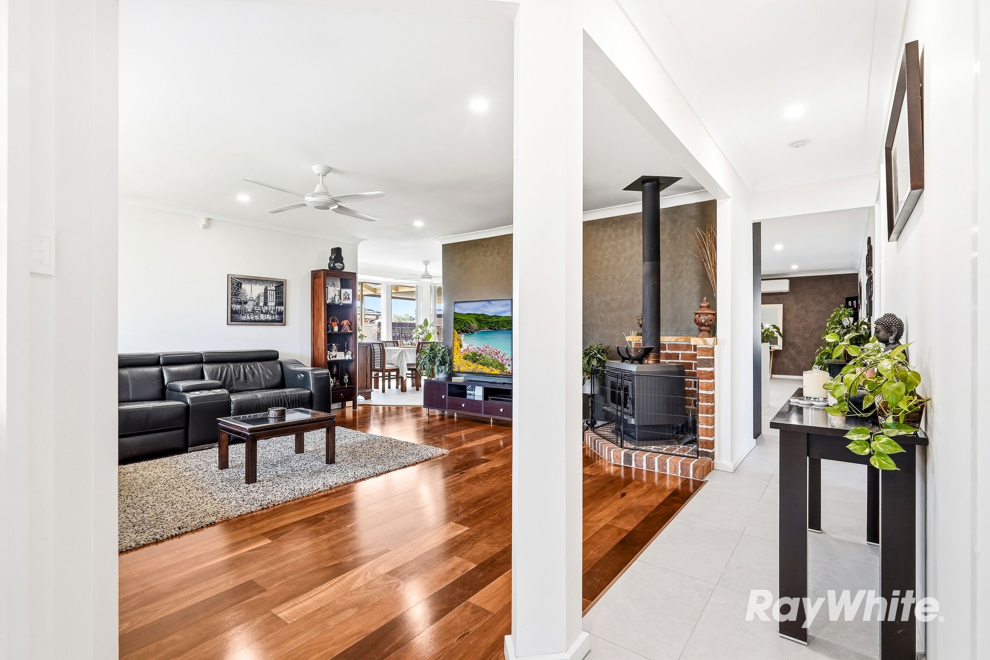 16 Fantail Crescent — photo 11 of 30