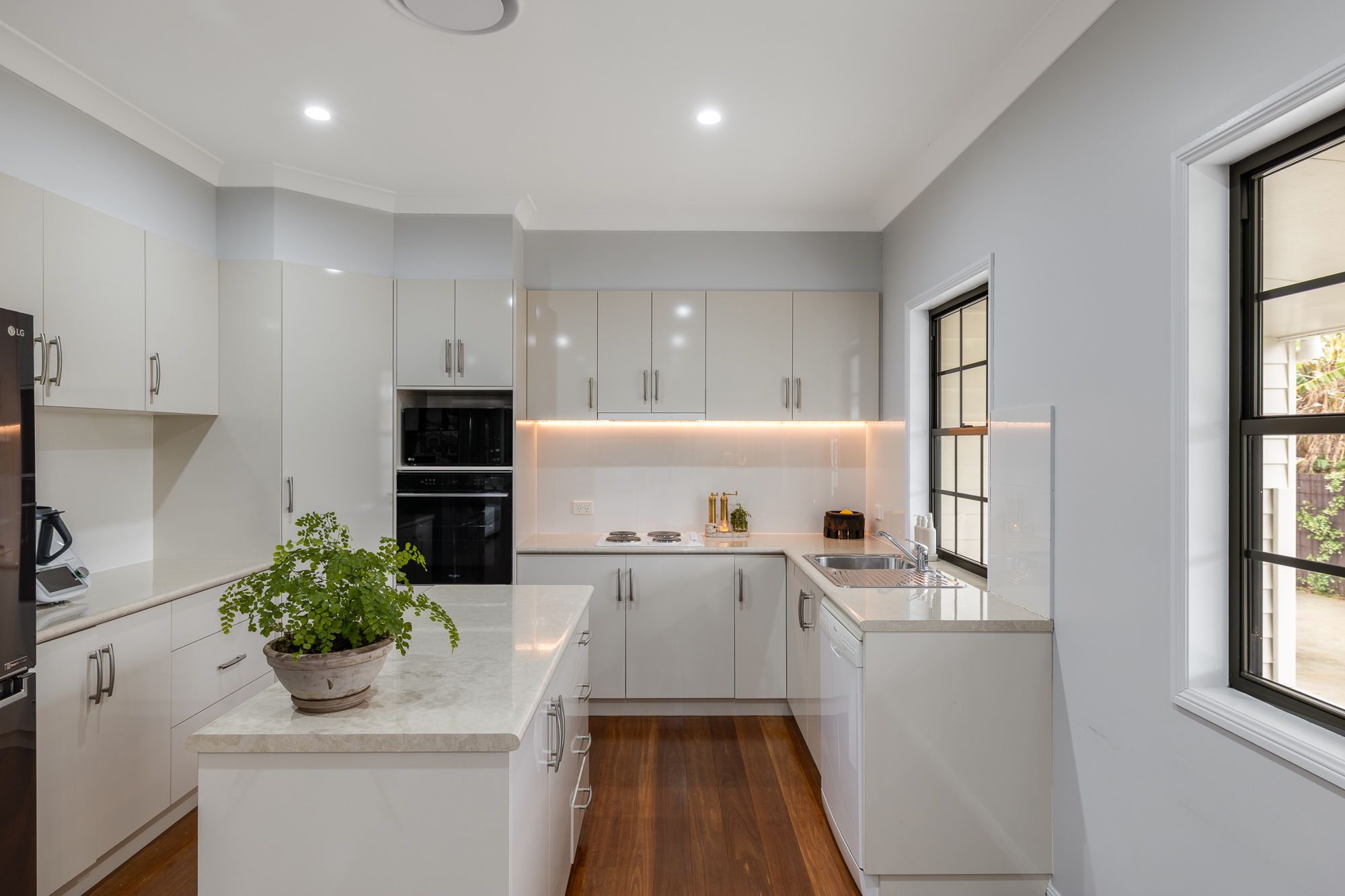 181 Nelson Street — photo 14 of 22