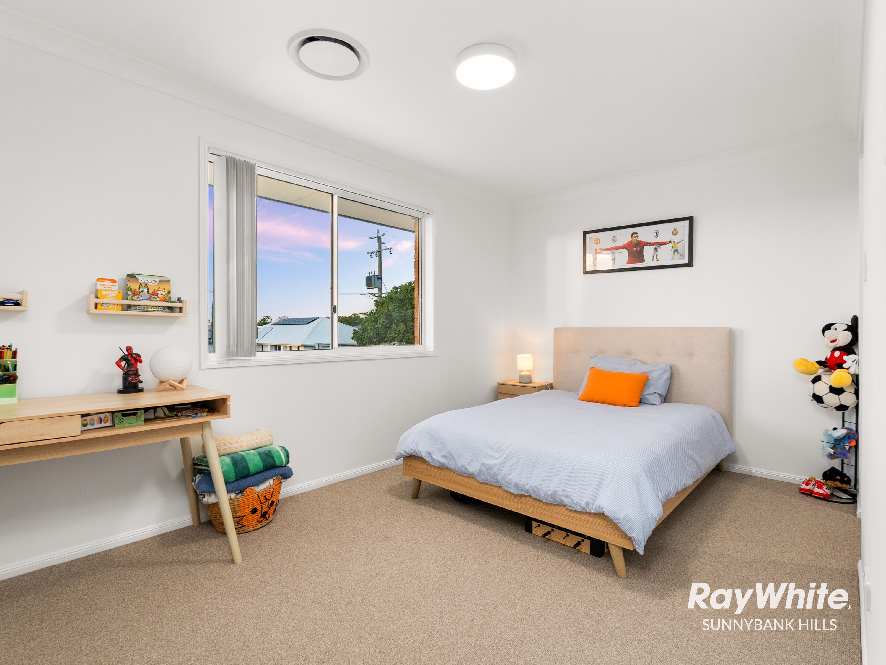 22 Cornell Close — photo 23 of 30