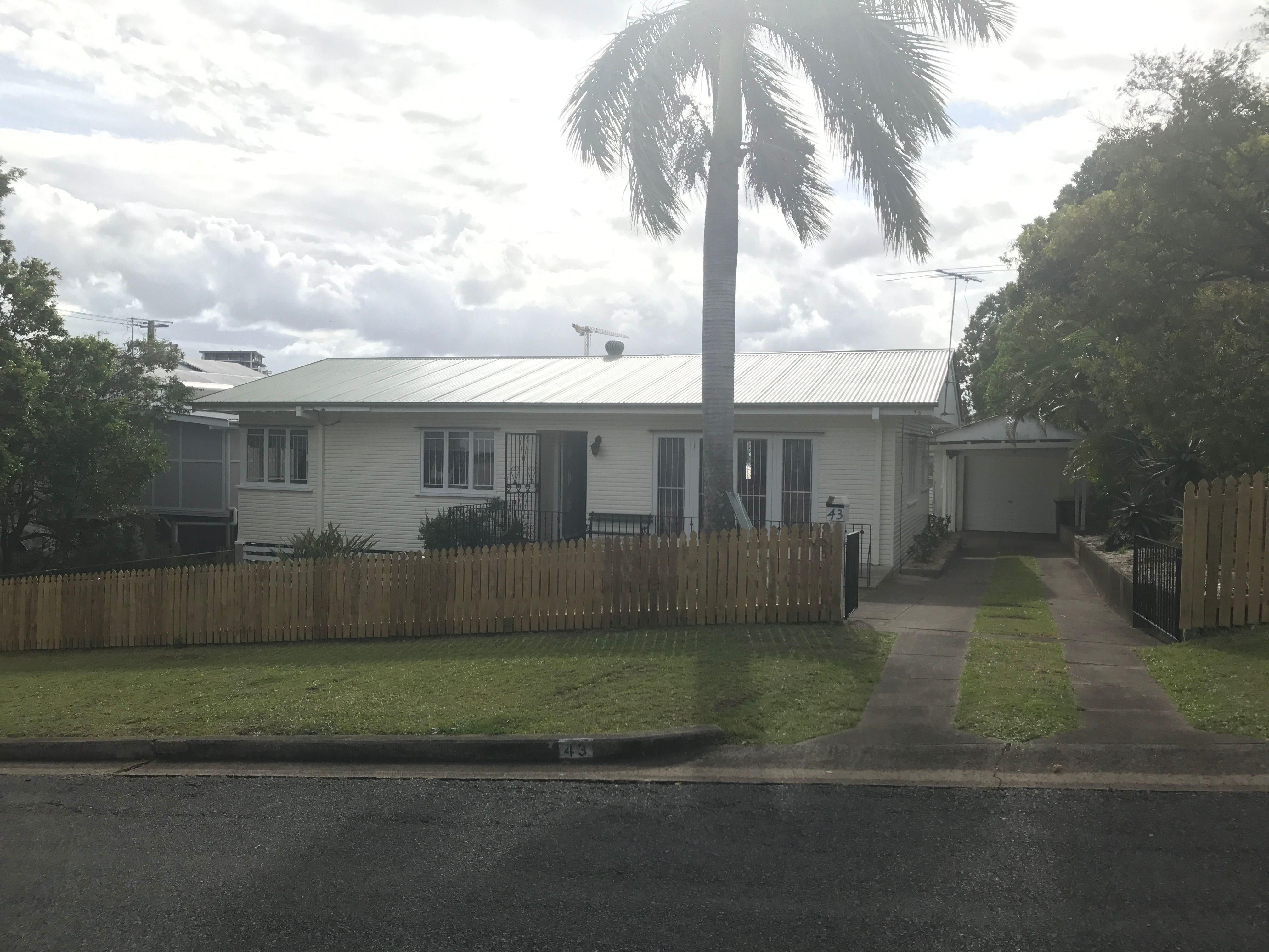 43 Brockhouse Street, Upper Mount Gravatt, QLD 4122