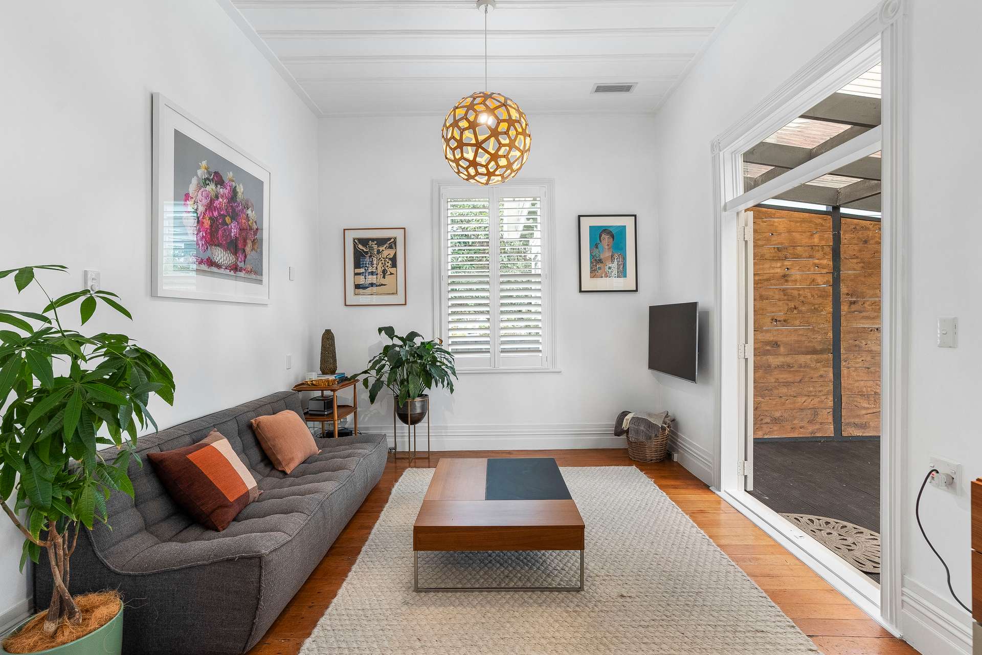 347 Richmond Road photo 6