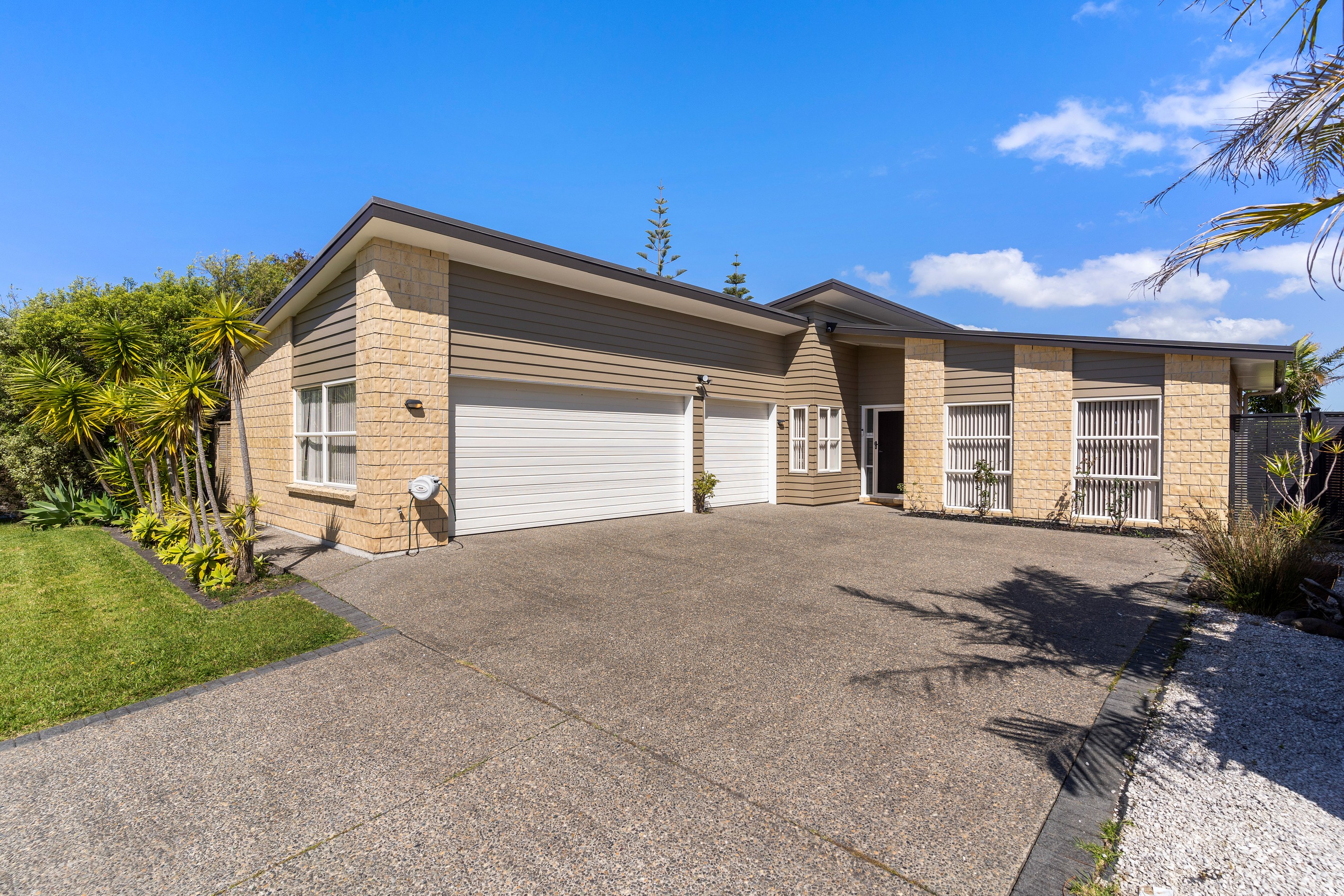 101 Pine Harbour Parade, Beachlands, Manukau City