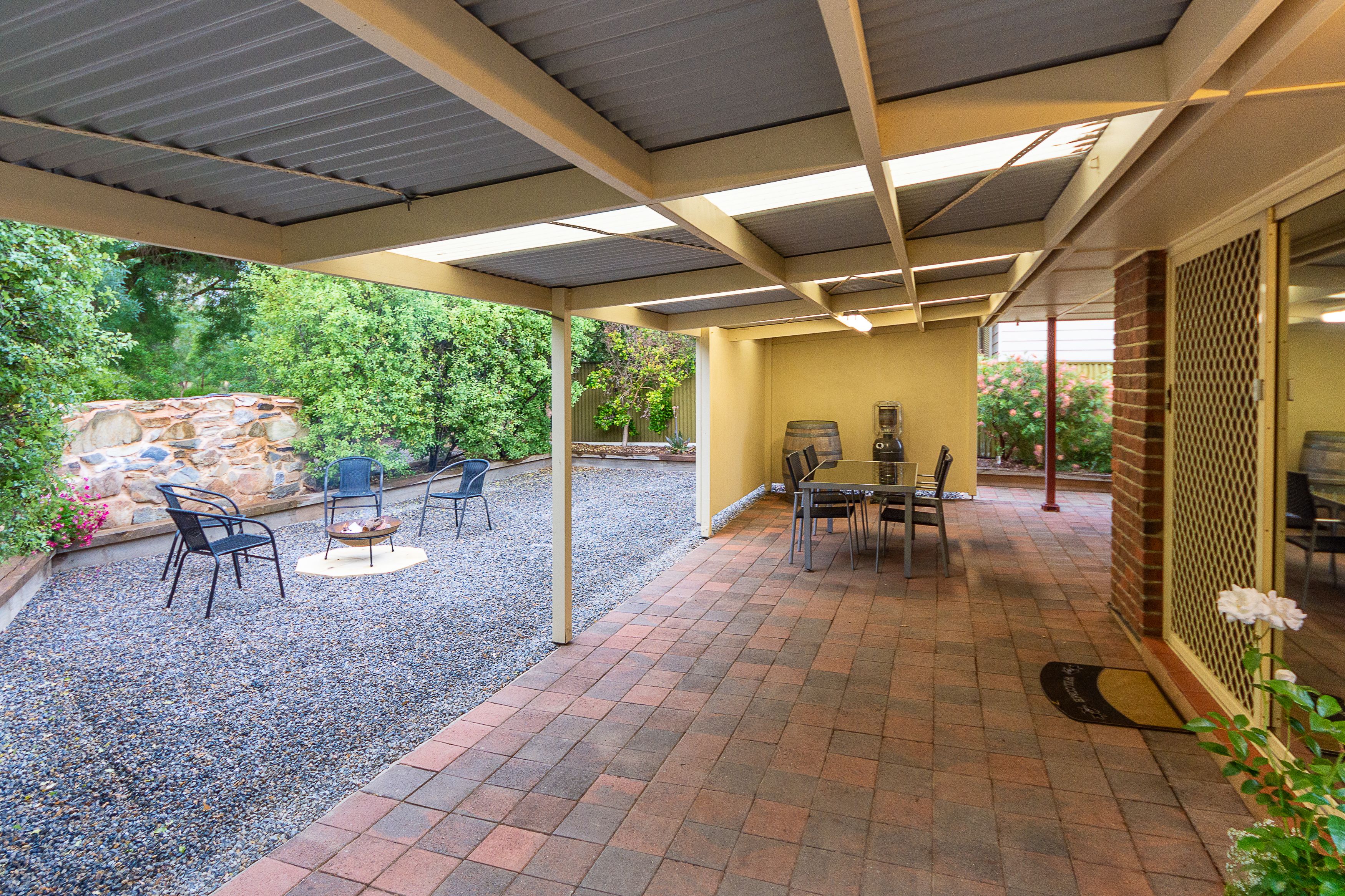 6 McLaren Flat Road, Kangarilla, SA 5157