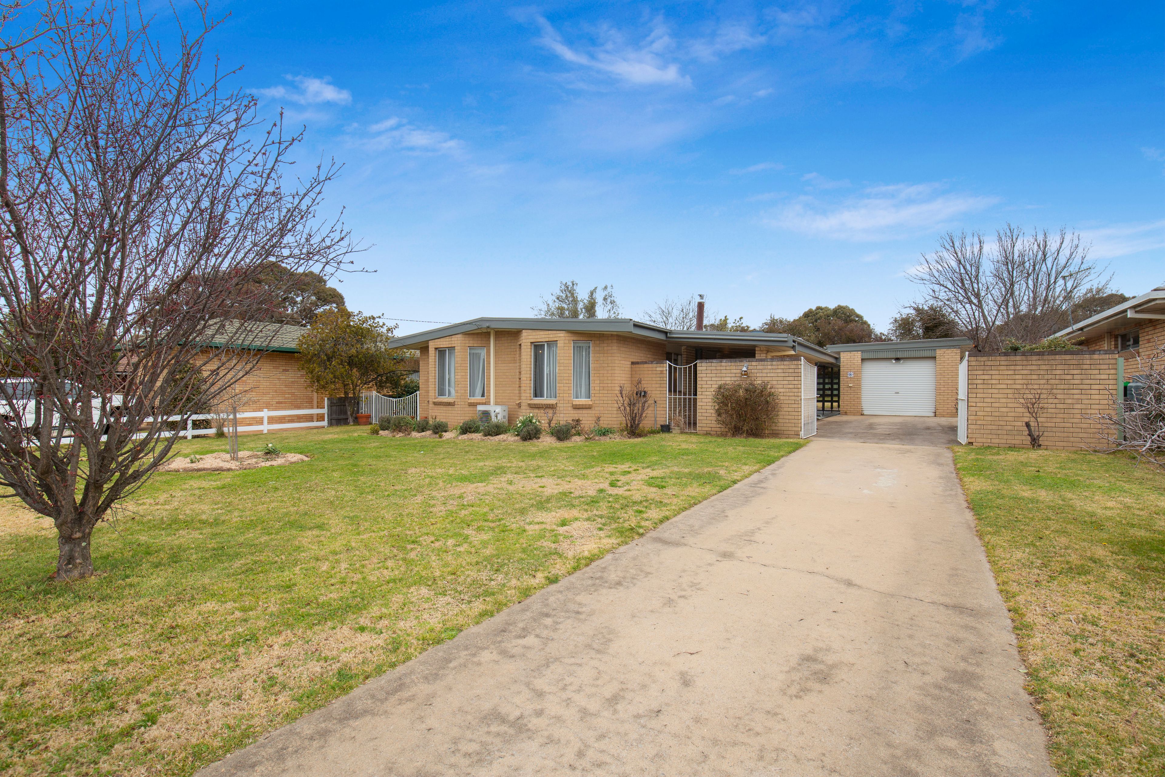 90 Lynches Road, Armidale, NSW 2350