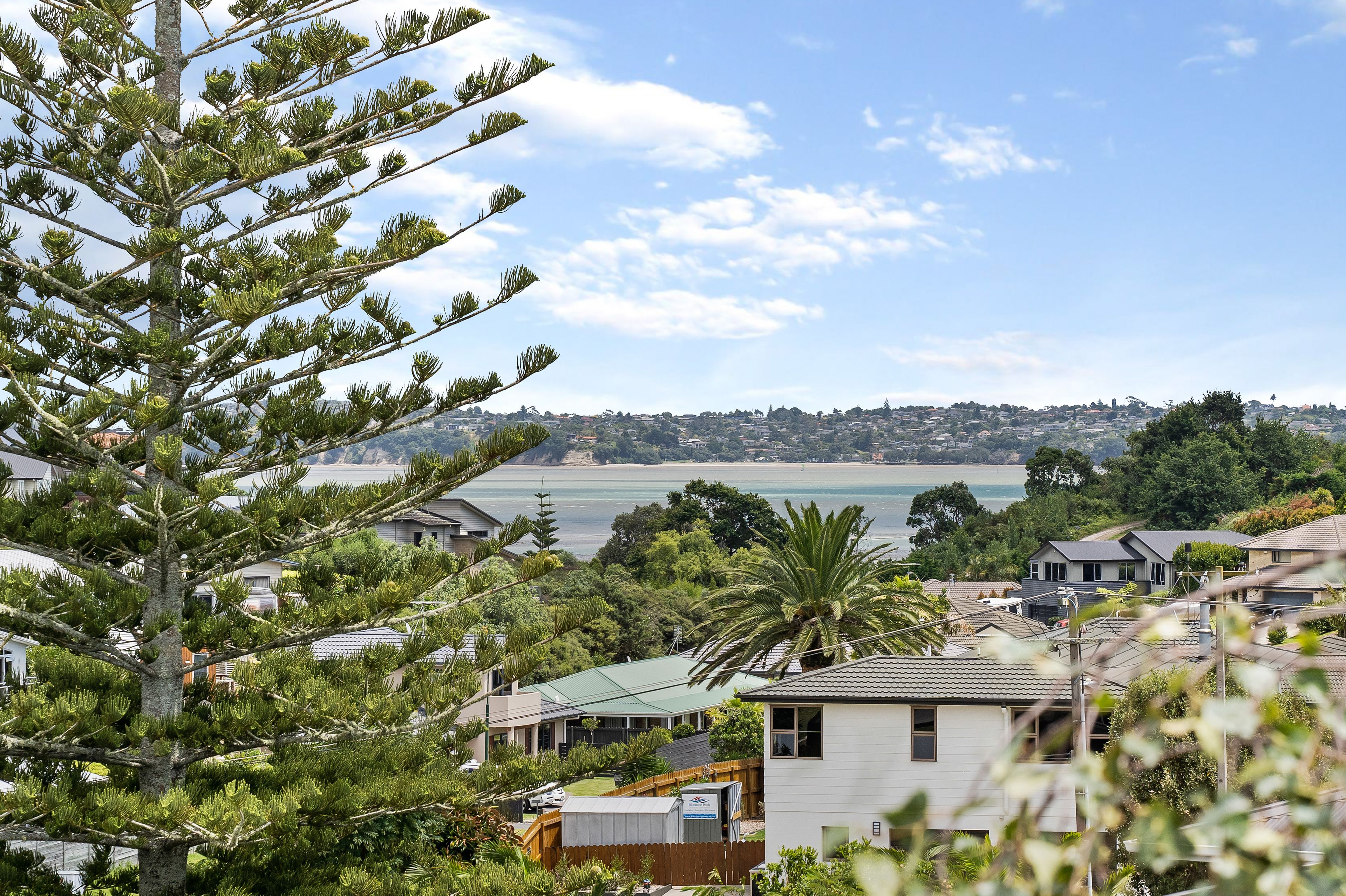 4 Third View Avenue, Beachlands, Manukau City