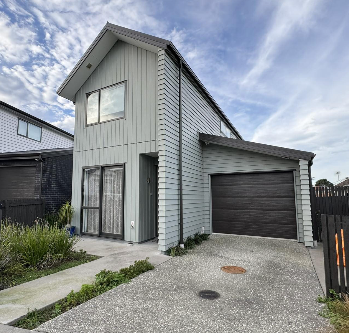 Four-bedroom home close to the water! 1