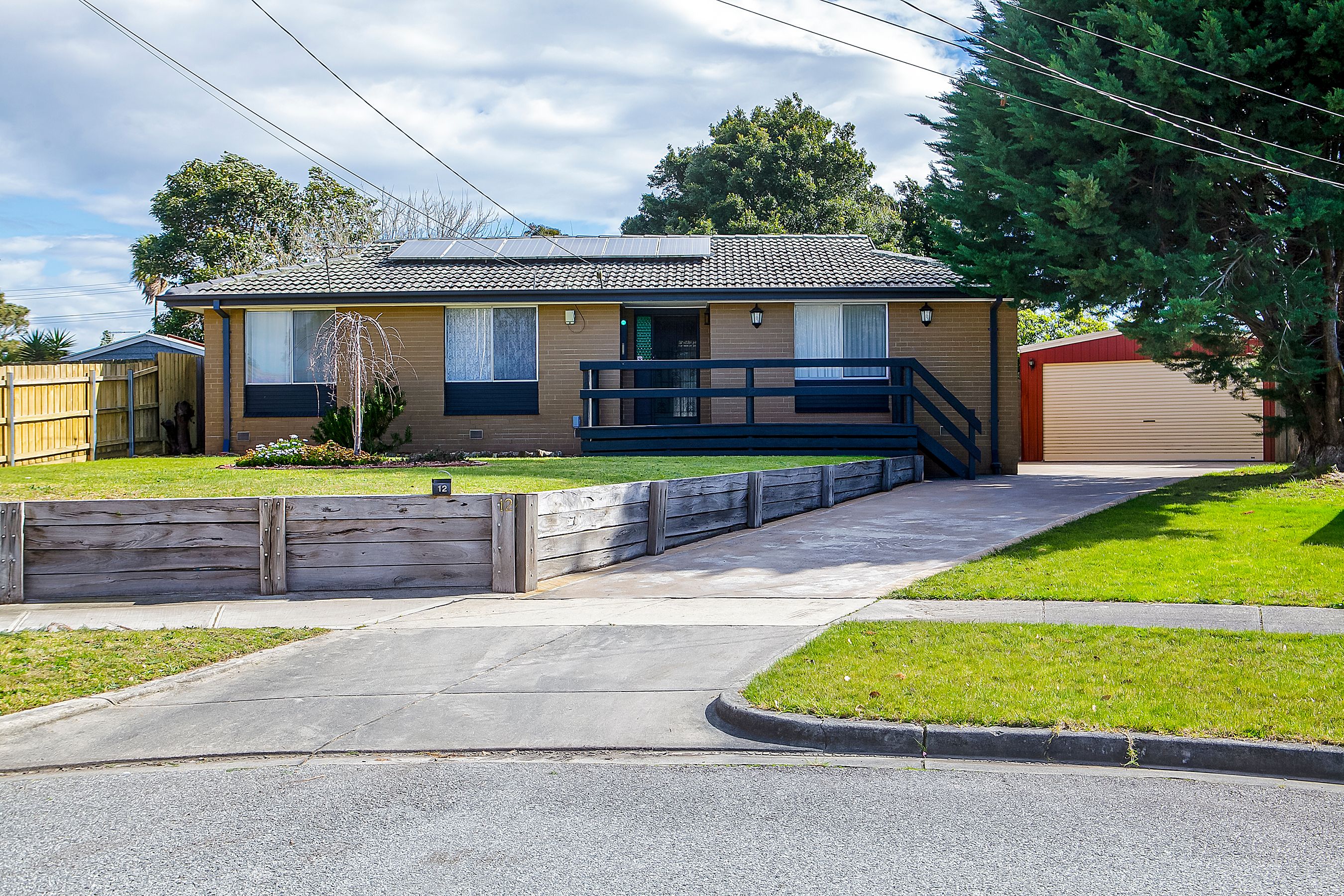 12 Susan Court, Cranbourne VIC 3977