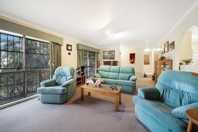 60 Chatswood Road, Springwood, QLD 4127