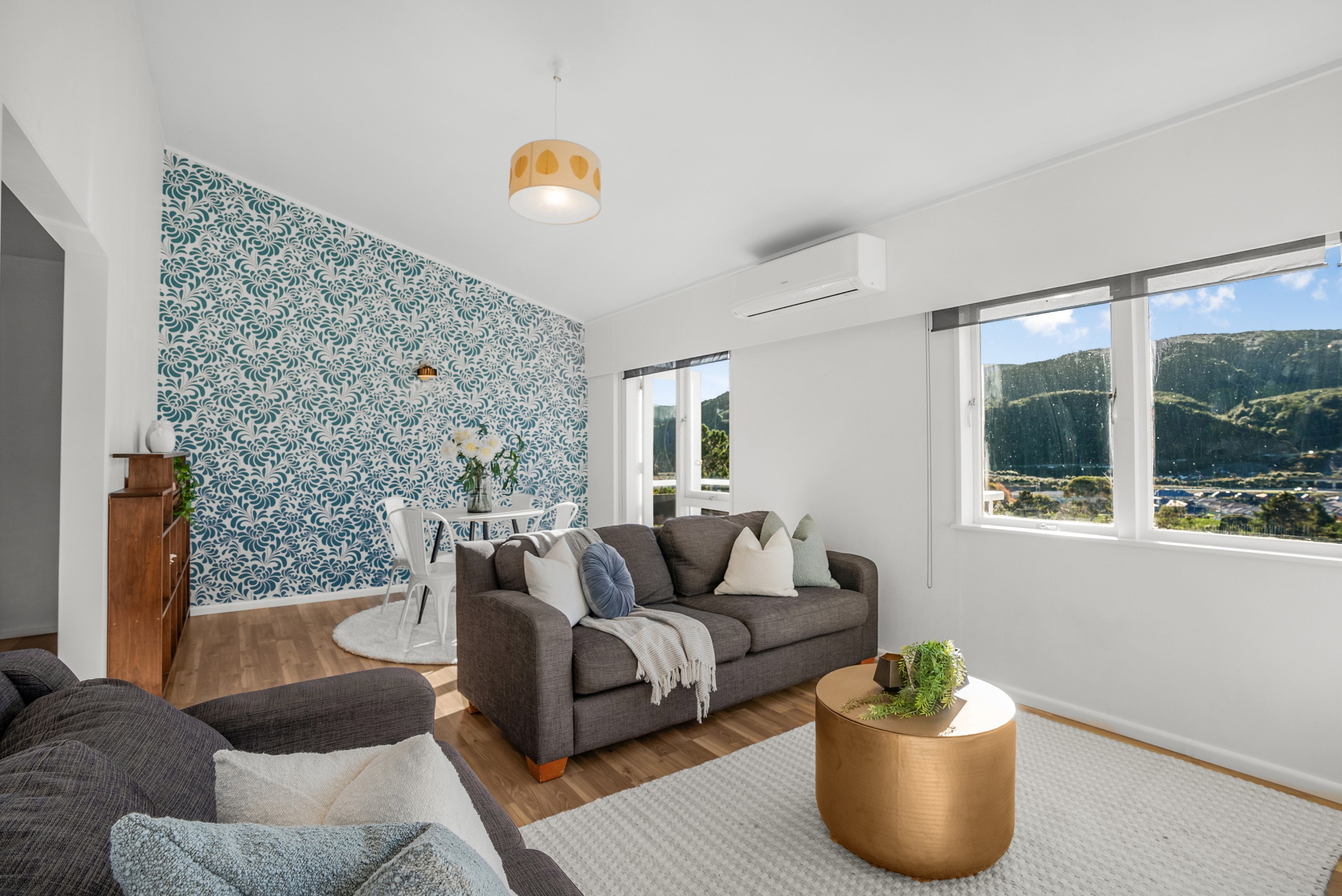 2/54 Holborn Drive, Stokes Valley, Lower Hutt City
