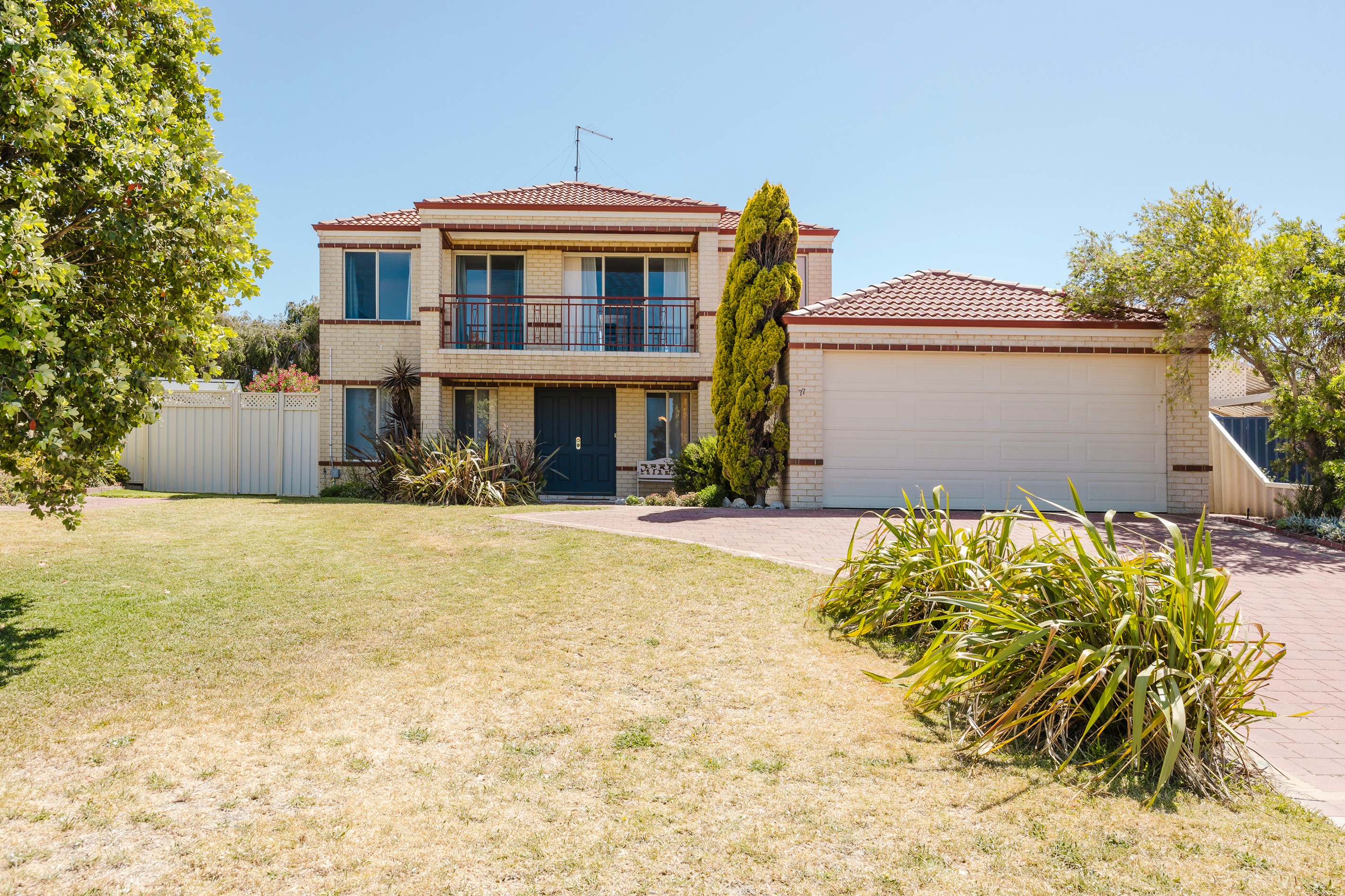 77 Whitfield Drive, Two Rocks, WA 6037