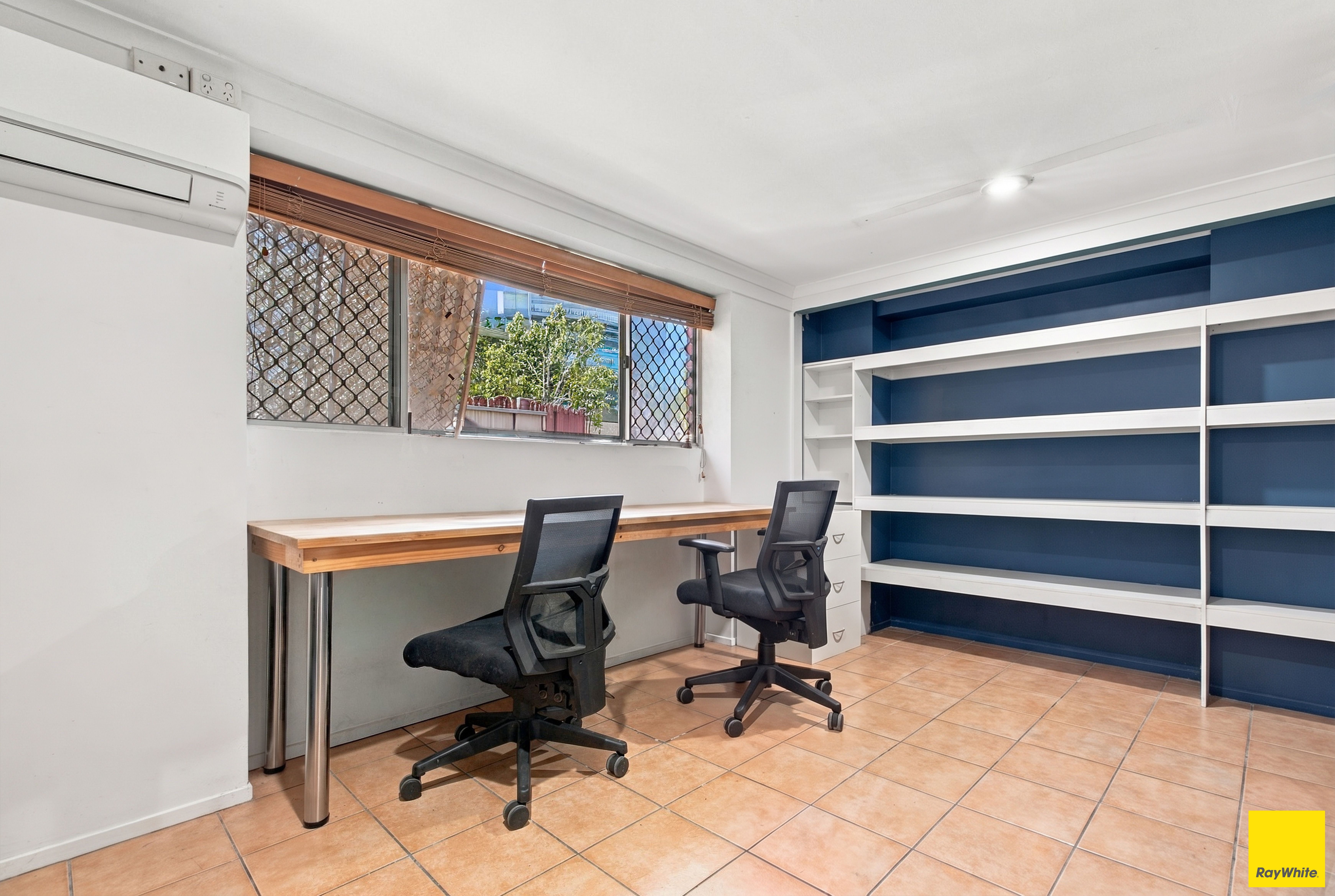 100 Abbott Street — photo 16 of 22