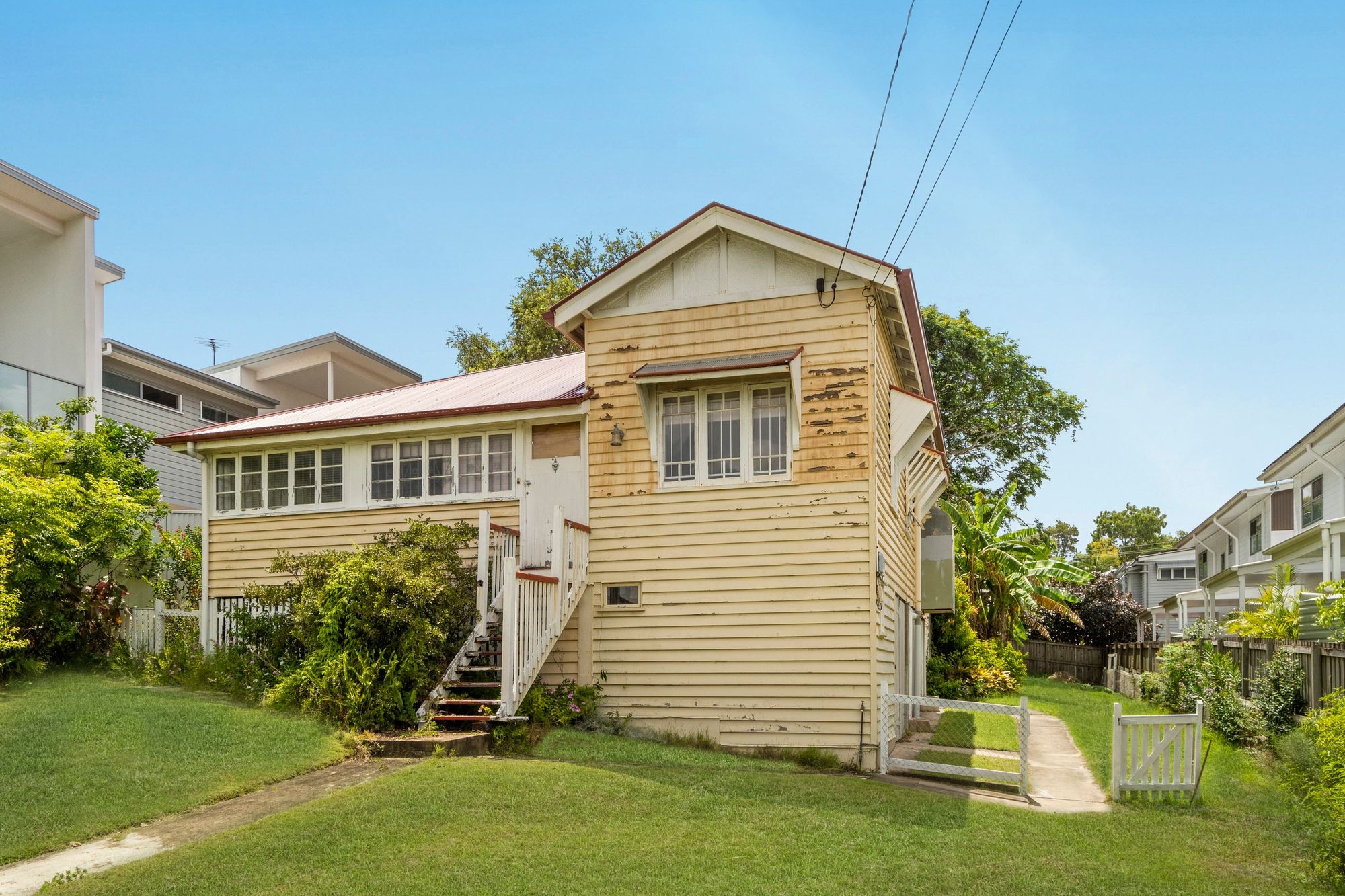 76 Plimsoll Street, Greenslopes, QLD 4120