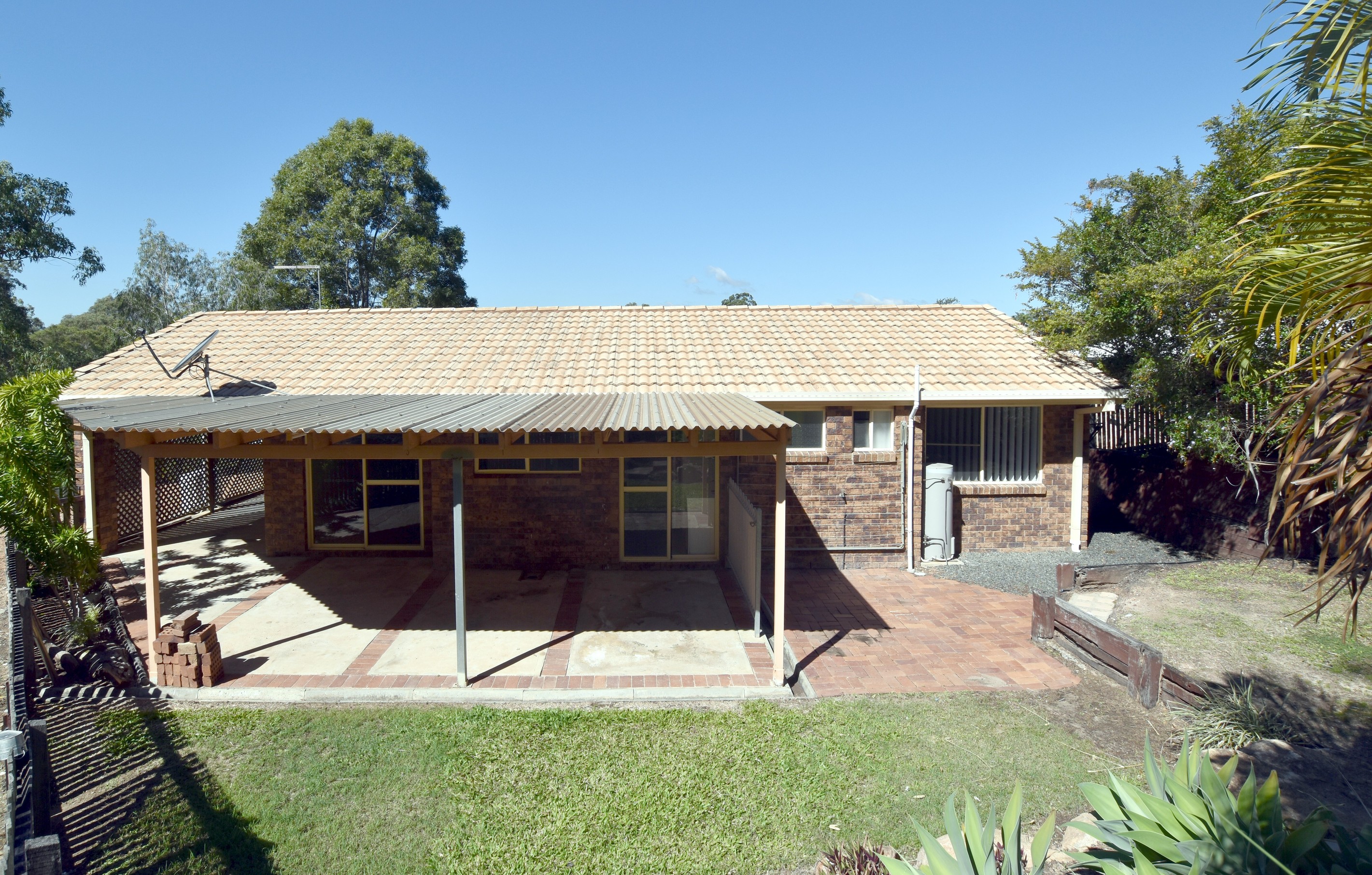9 Hoskyn Court, Clinton, QLD 4680