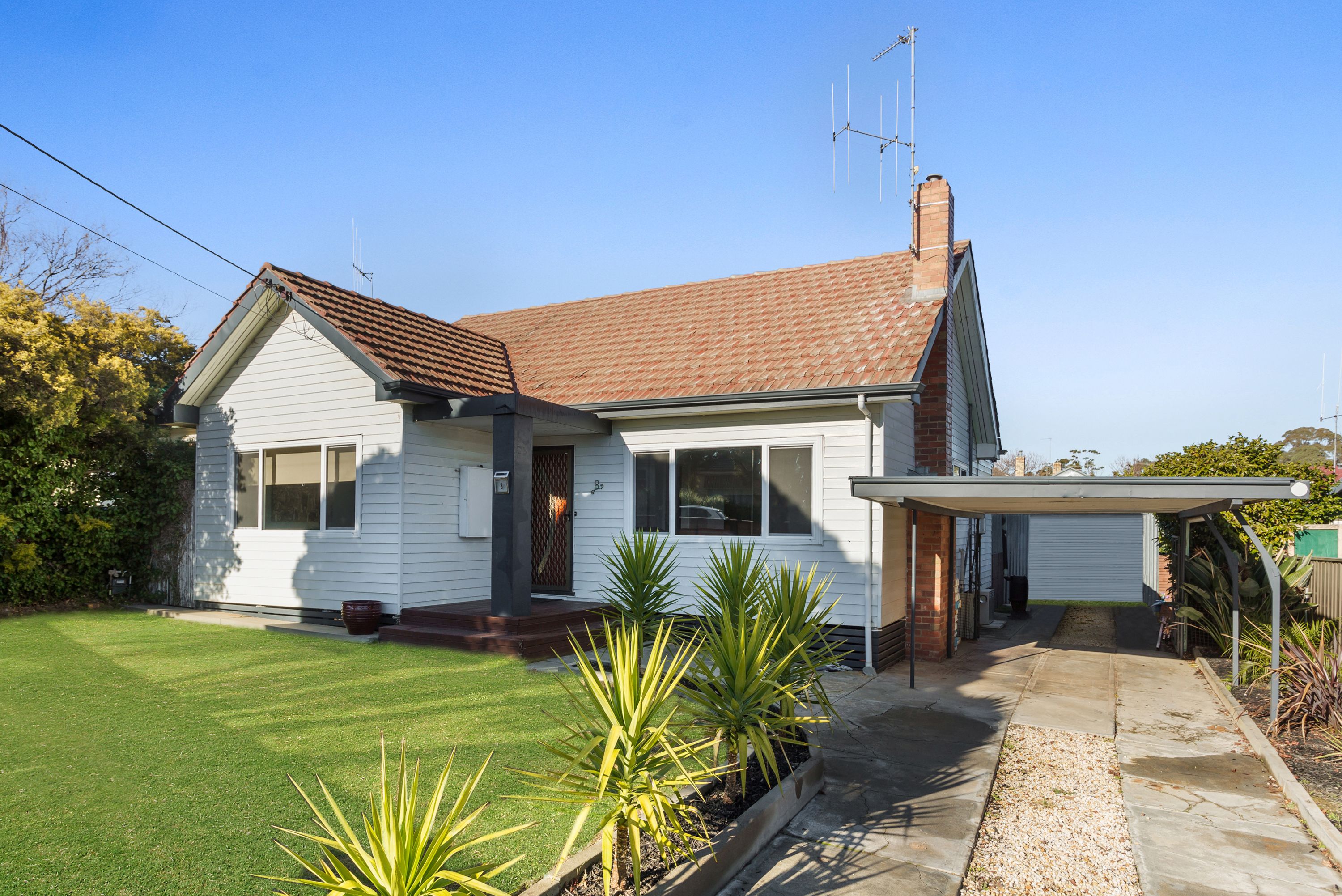 8 Graham Street, Kangaroo Flat, VIC 3555