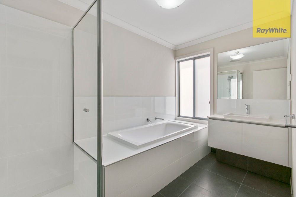 59 Troups Creek Promenade, Narre Warren, VIC 3805
