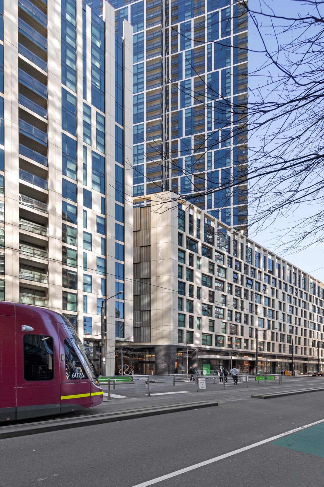 803e/888 Collins Street — photo 8 of 13