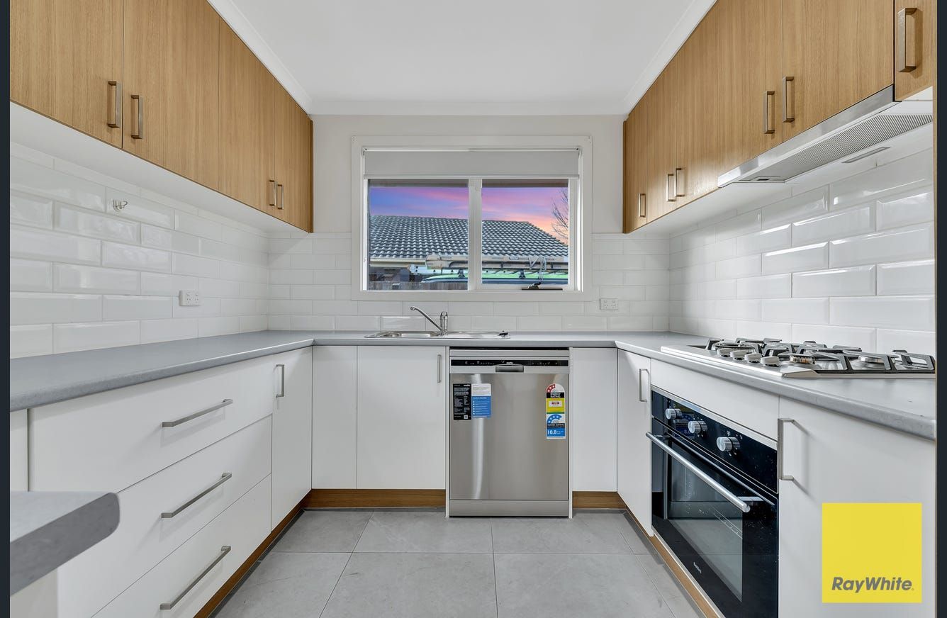 7 Aitken Avenue — photo 4 of 19