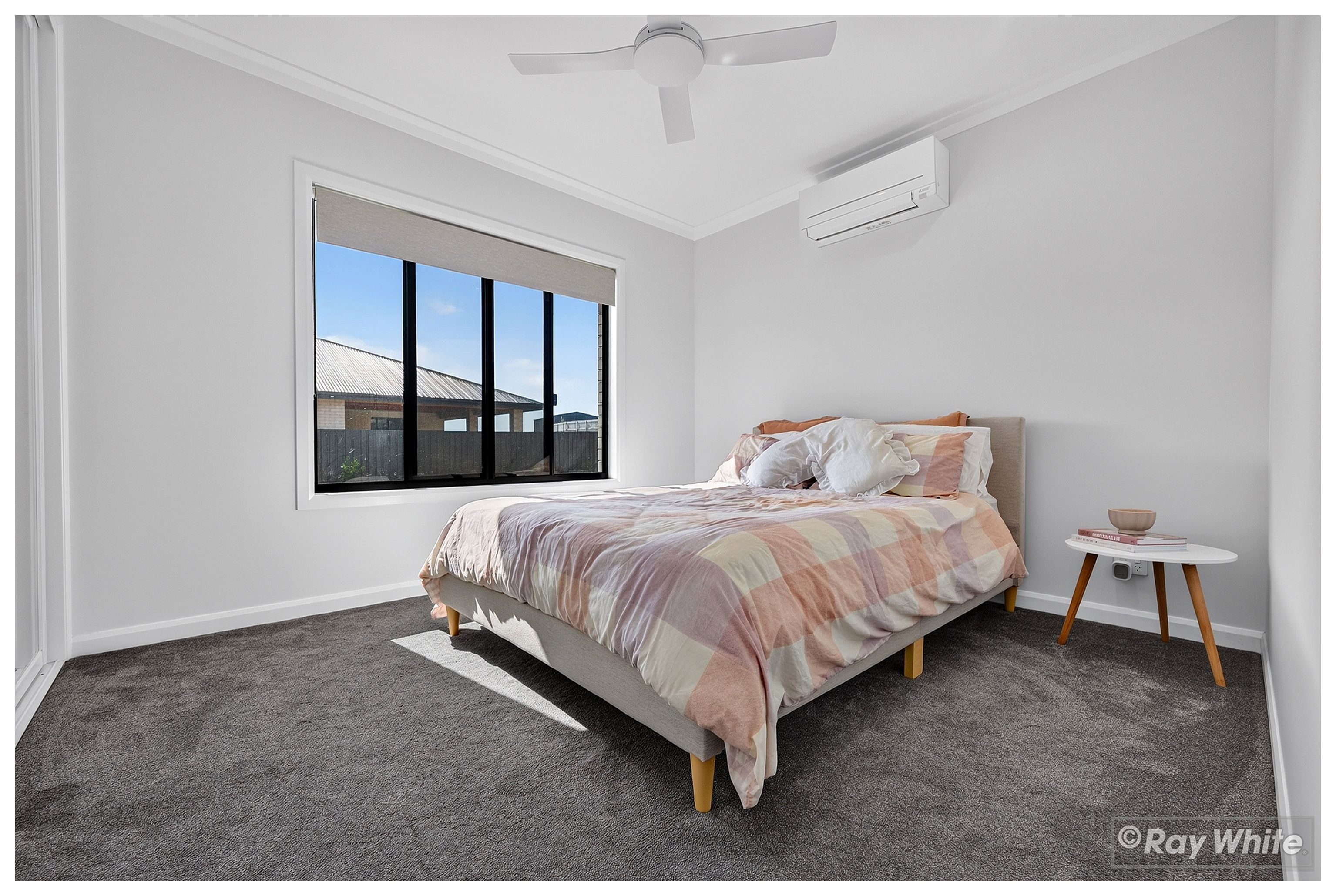 20 Beverley Boulevard — photo 18 of 30