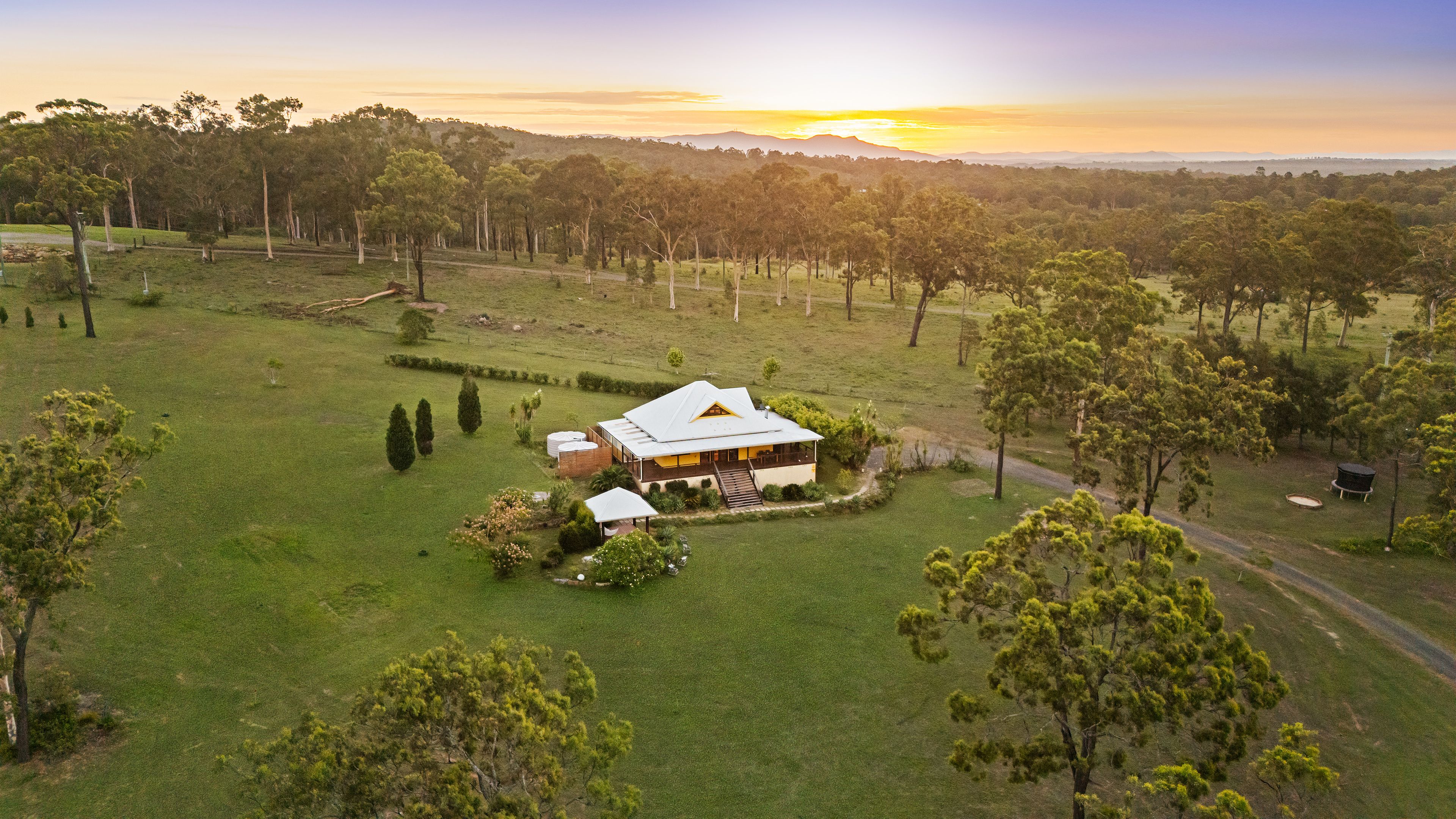 356 Tuckers Lane, Greta, NSW 2334