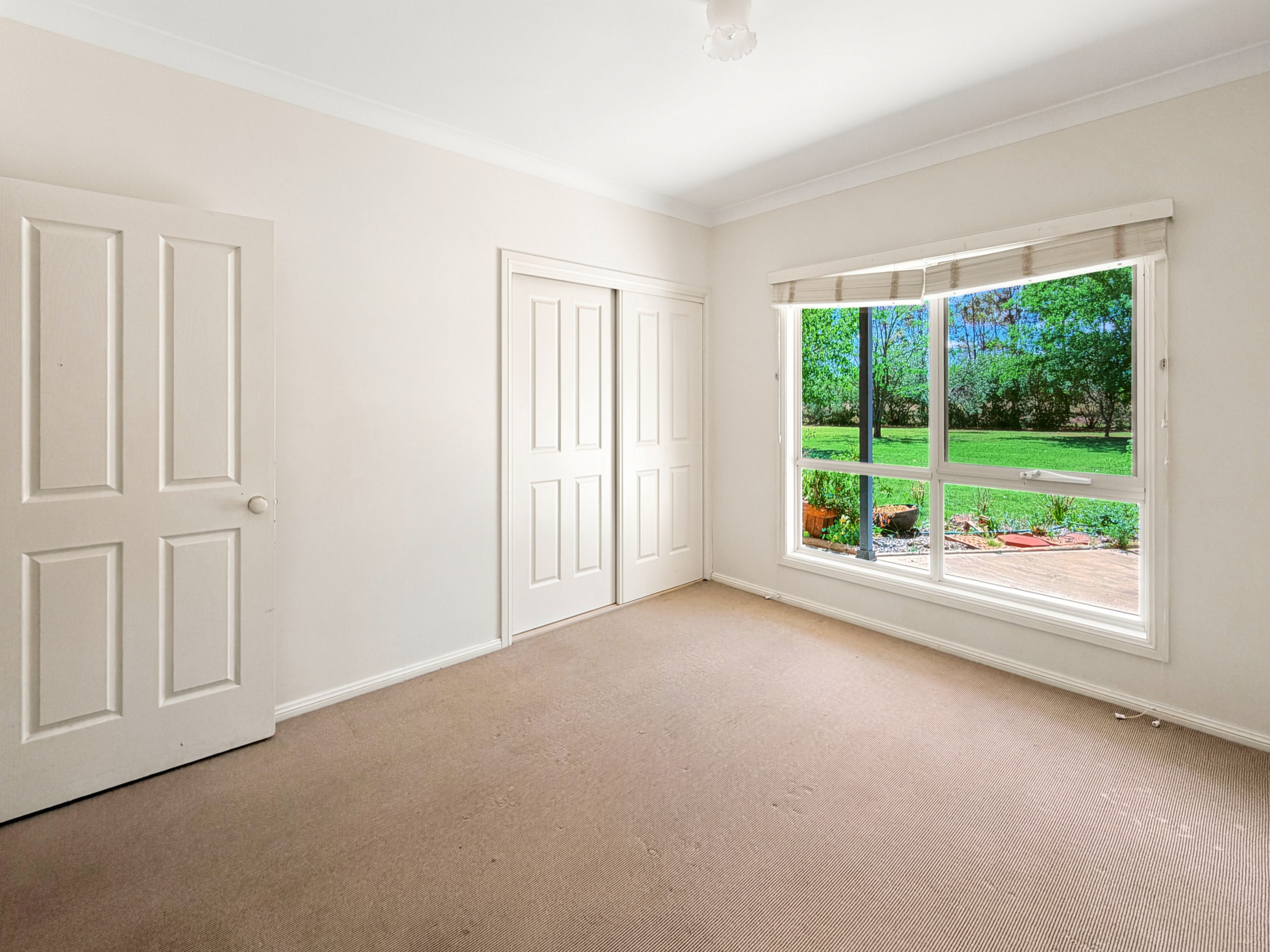 220 Macquarie View Road — photo 14 of 20