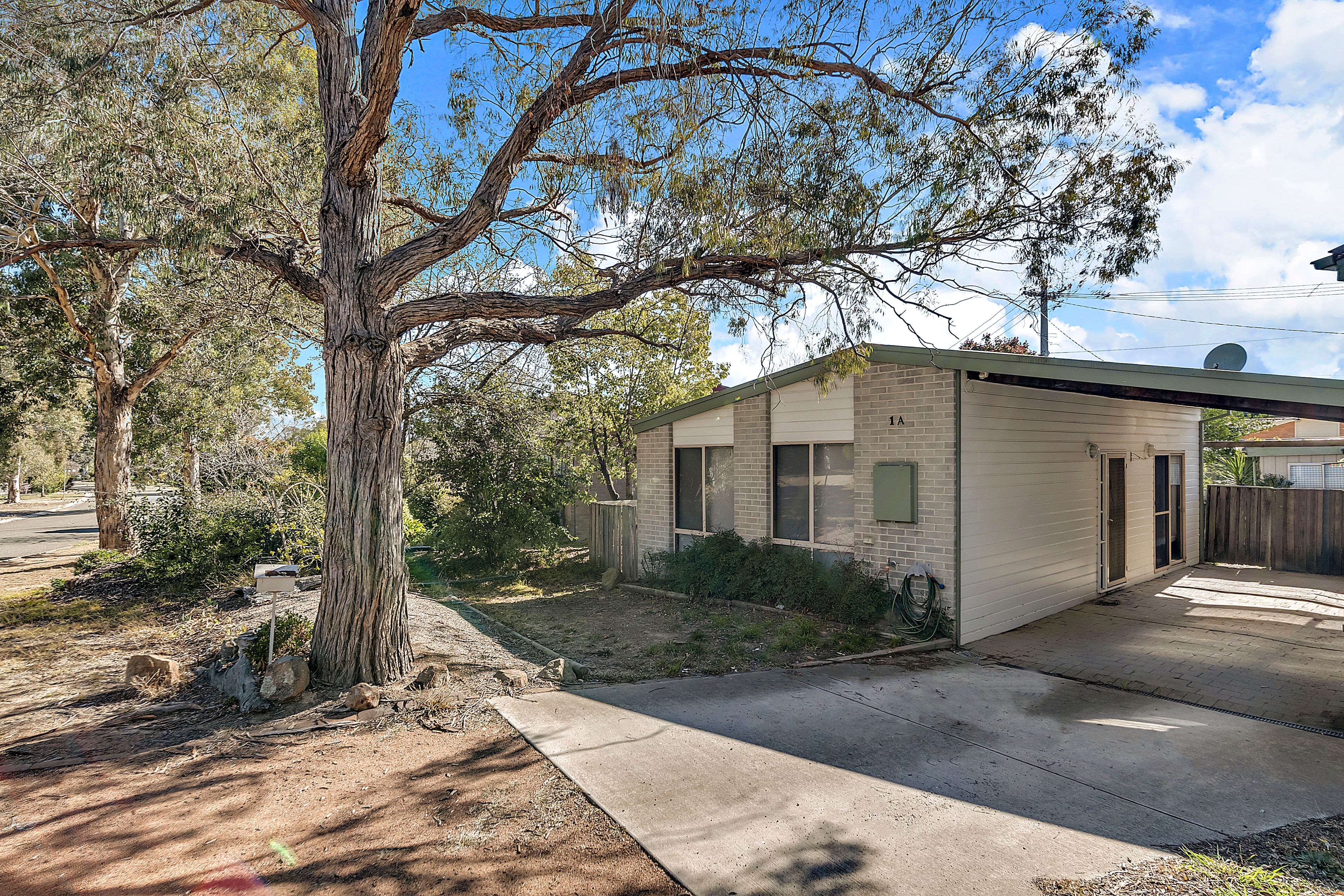 1 & 1A Paling Place, Melba, ACT 2615