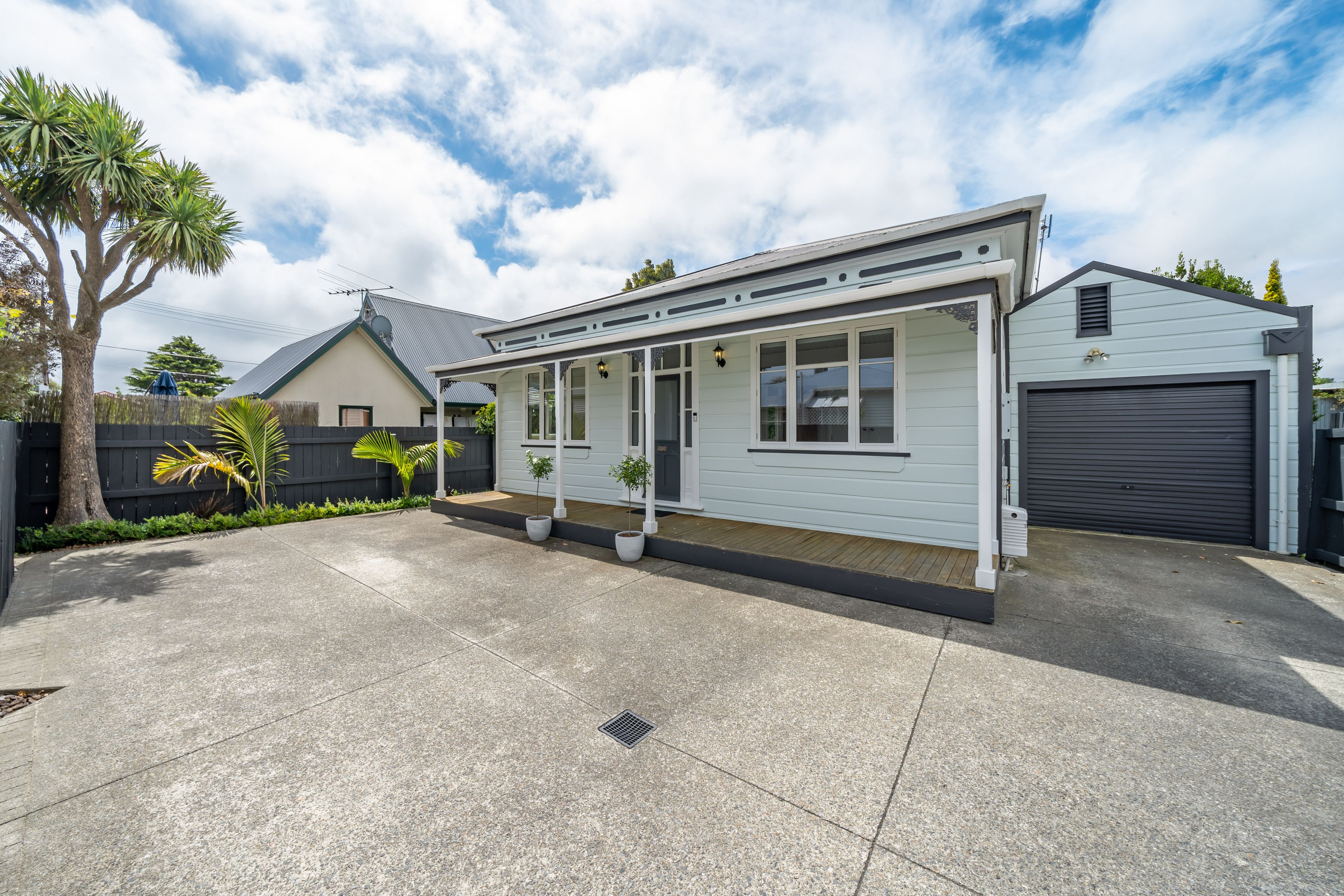 2/147 Riverside Drive, Waiwhetu, Lower Hutt City