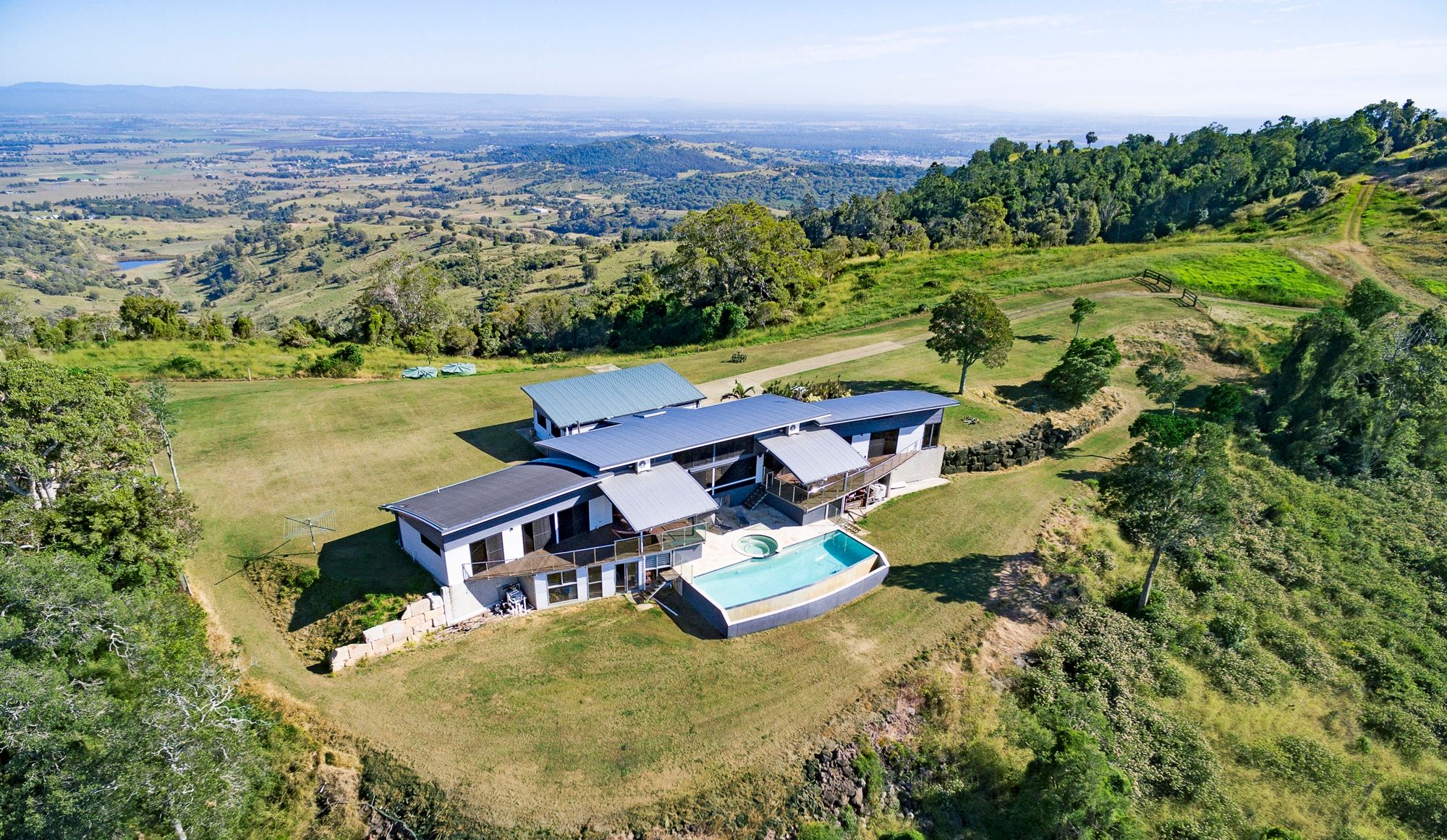 351 Freeses Road, Glamorgan Vale QLD 4306