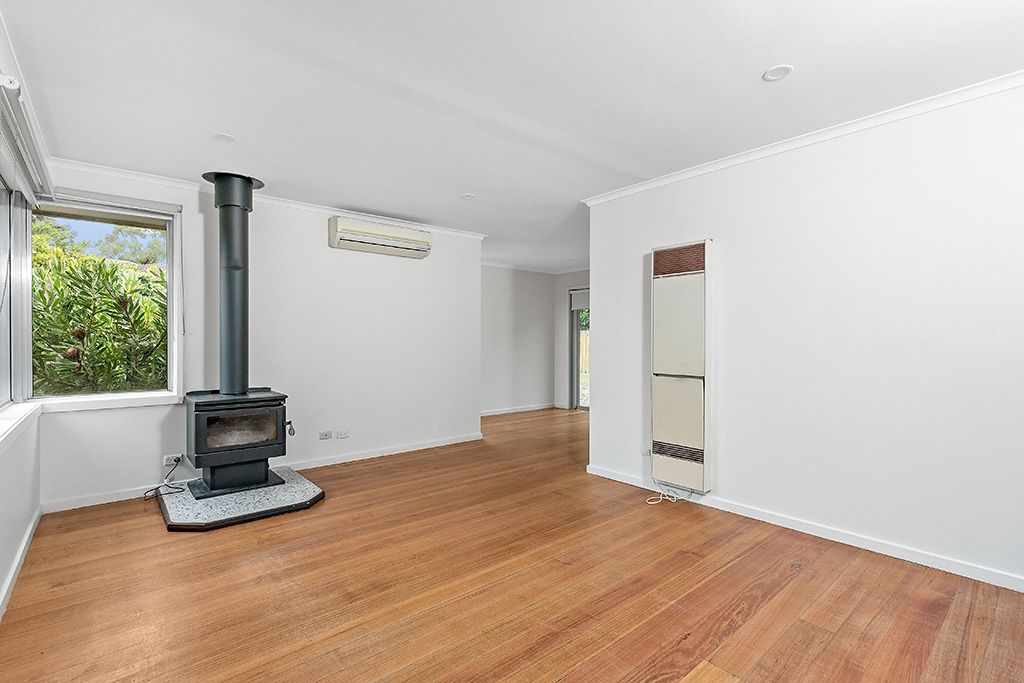 11 Sunny Court, Seaford, VIC 3198