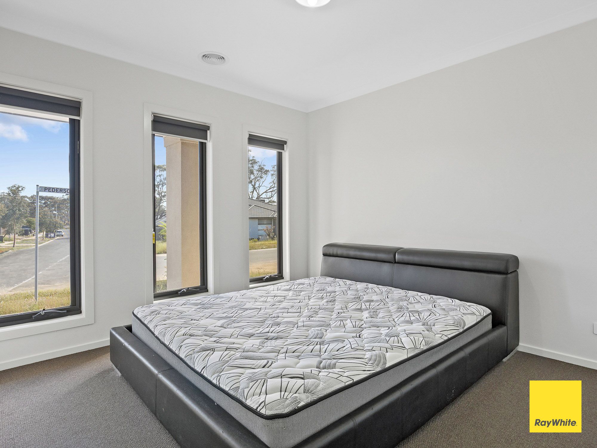 4 Pederson Drive — photo 4 of 6