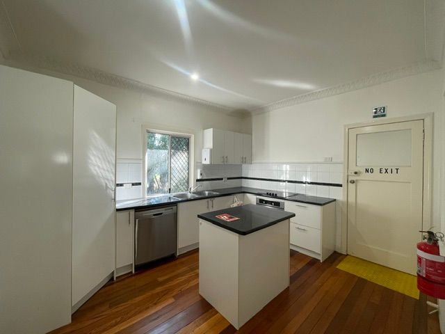 32 Burns Street, Fernvale, QLD 4306