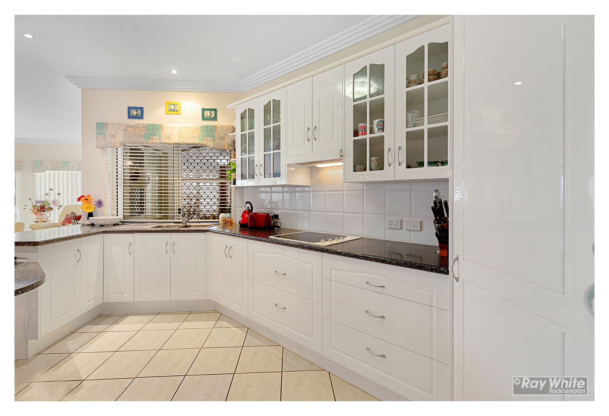 19 Harris Crescent, Norman Gardens, QLD 4701