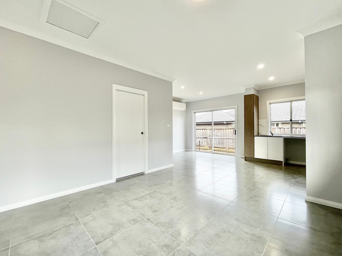 6a Janus Street, Glenfield, NSW 2167