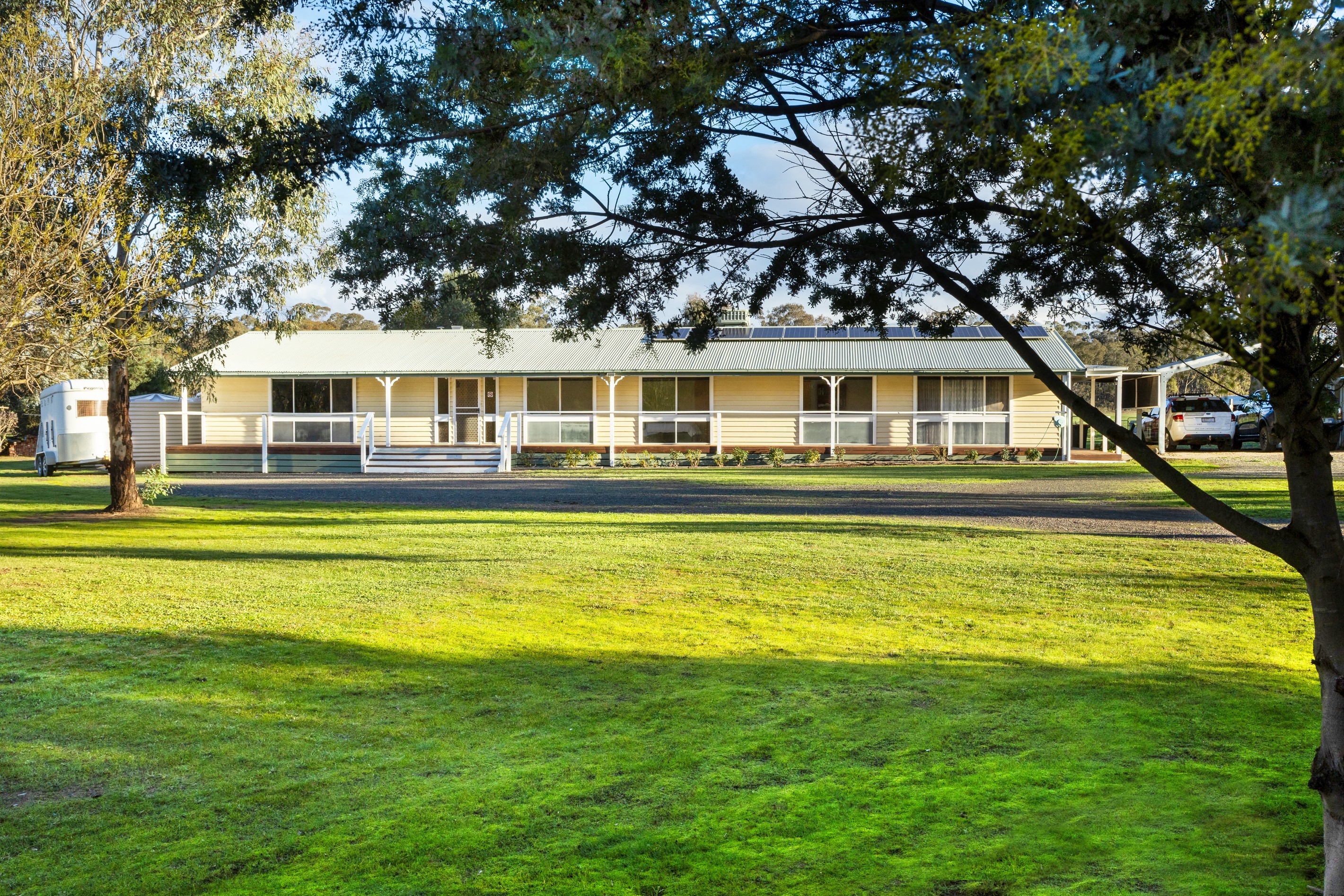 61 Taggart Drive, Daisy Hill, VIC 3465