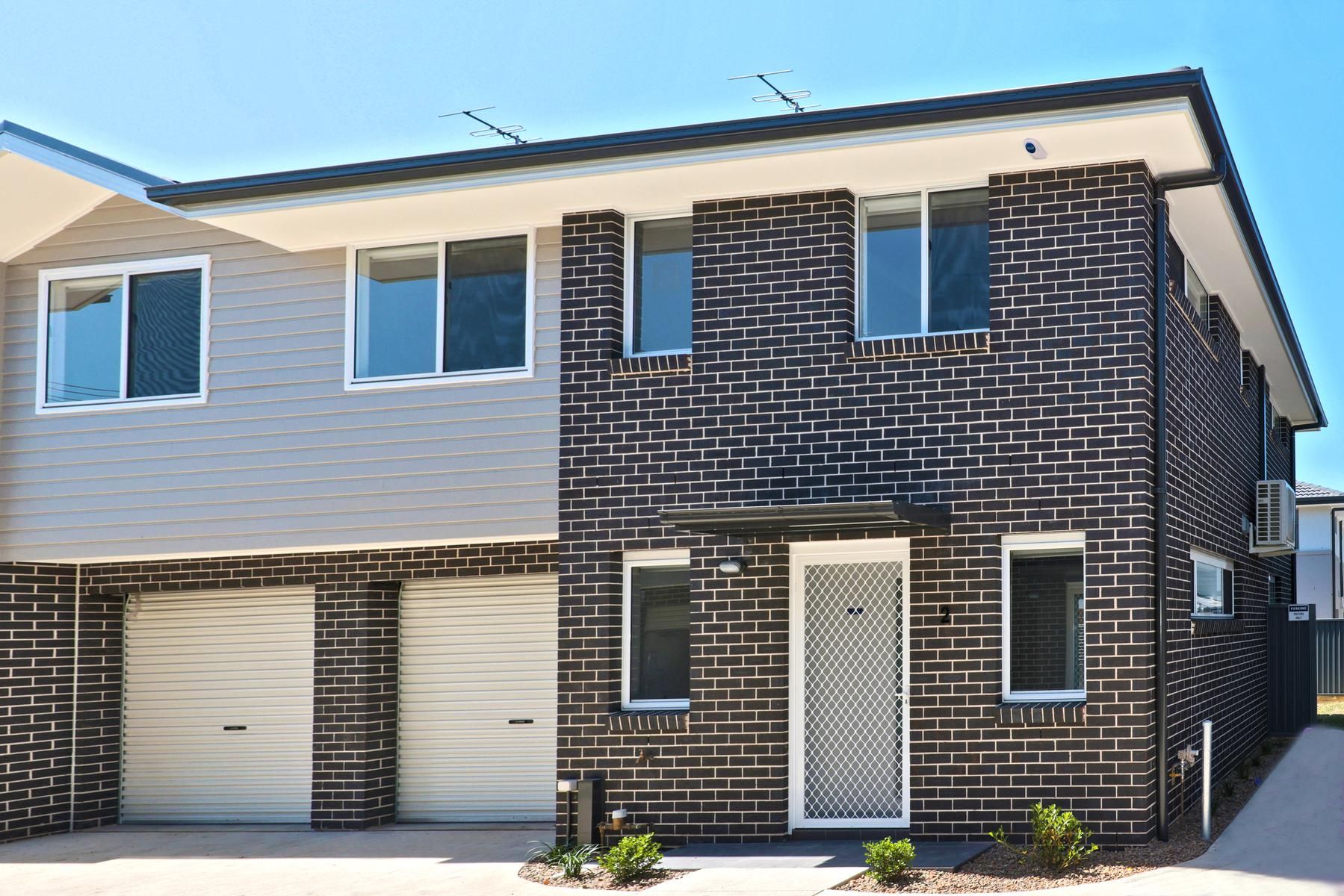 2/106 Princess Street — photo from Ray White Glenmore Park