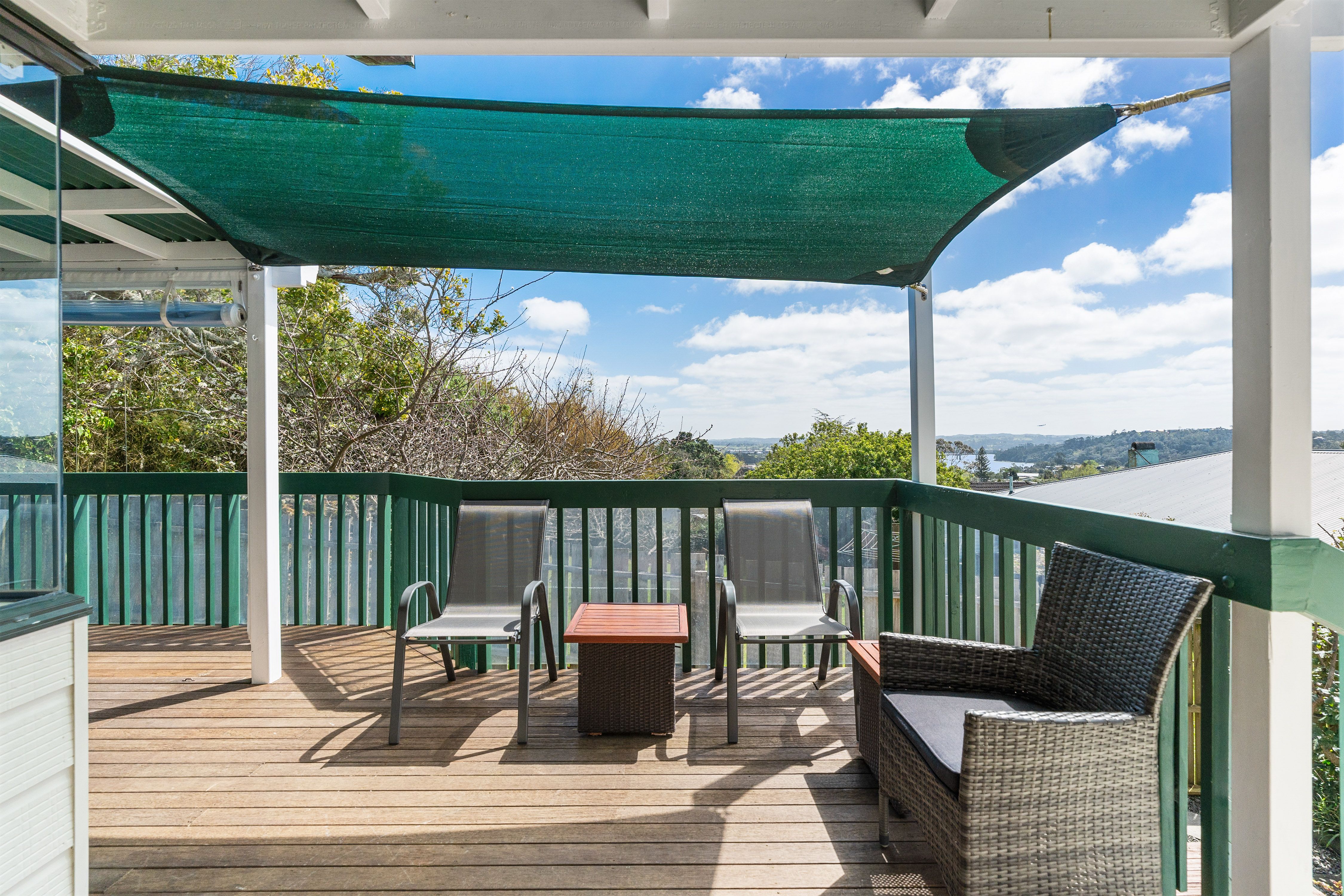 8B Aeroview Drive, Beach Haven, North Shore City