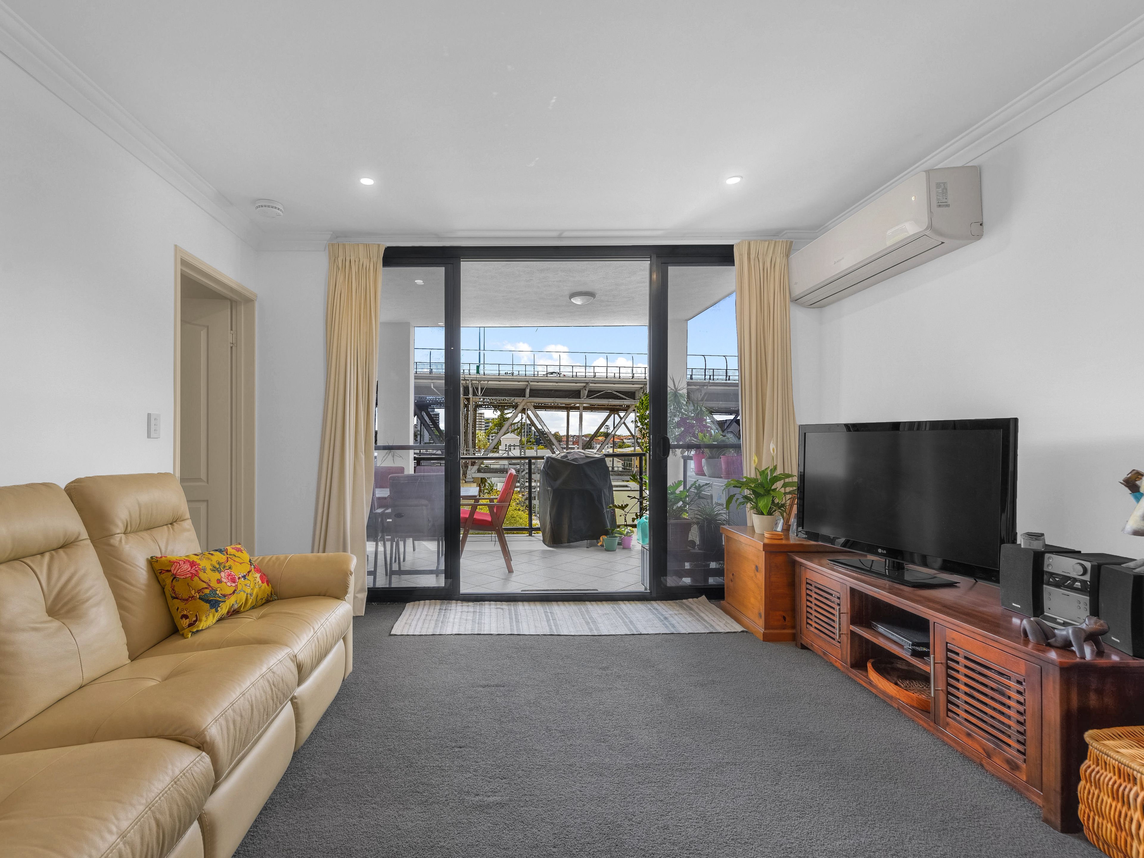 56/161 Main Street, Kangaroo Point, QLD 4169