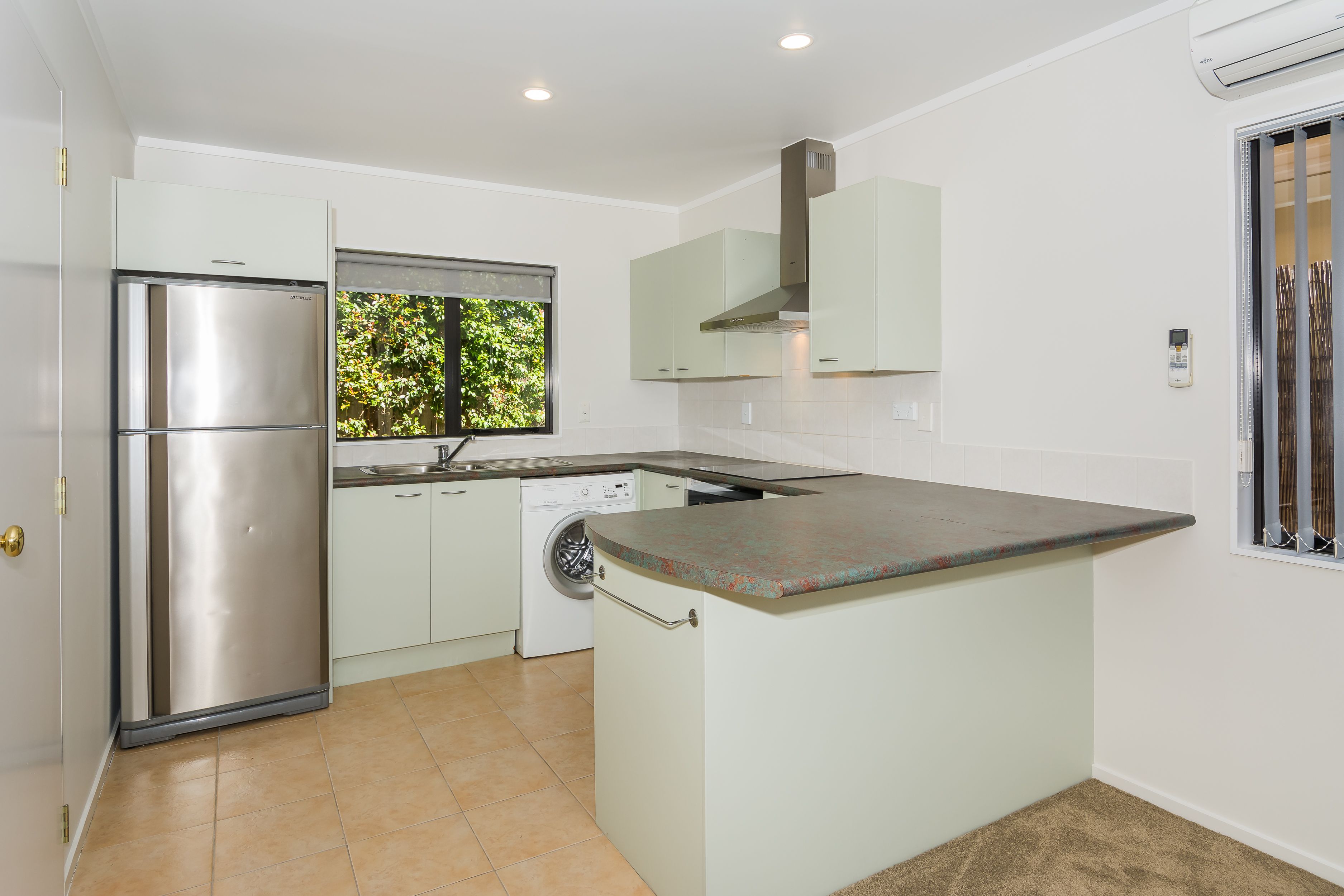 3/19 Roanoke Way, Albany, North Shore City