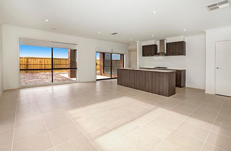 16 Hawker Street, Williams Landing, VIC 3027