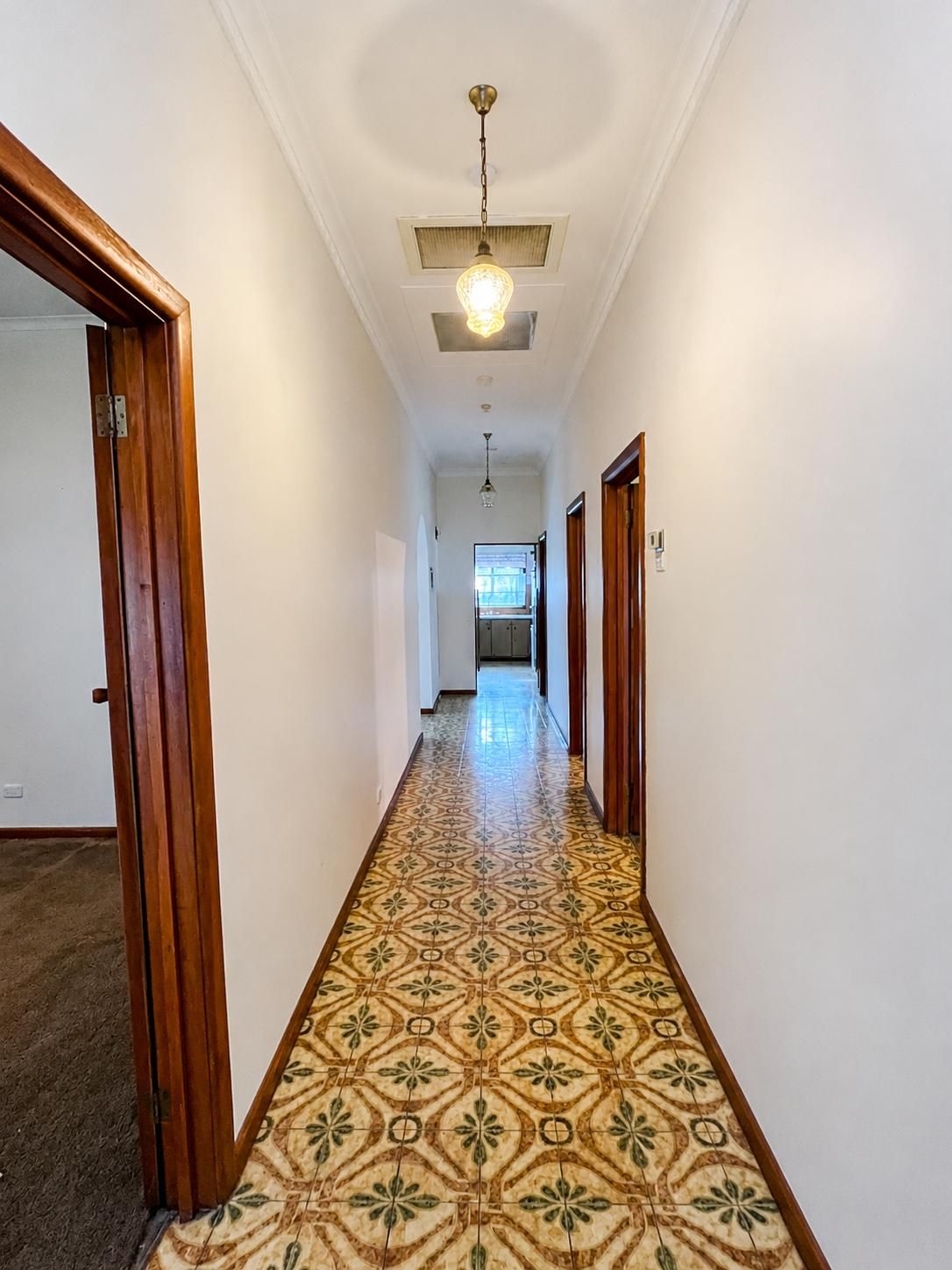 19 Cambrian Avenue, Preston, VIC 3072