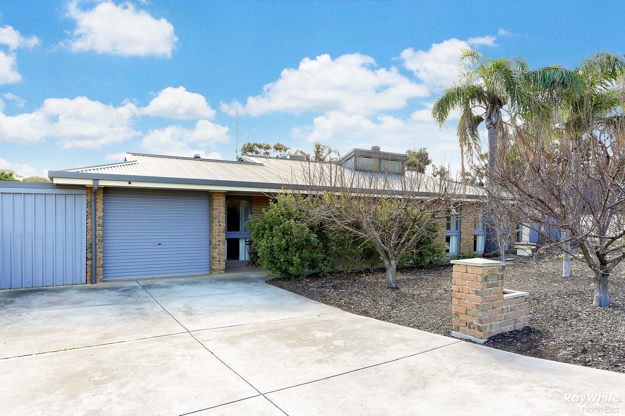 1 Cornwall Drive, Gulfview Heights SA 5096